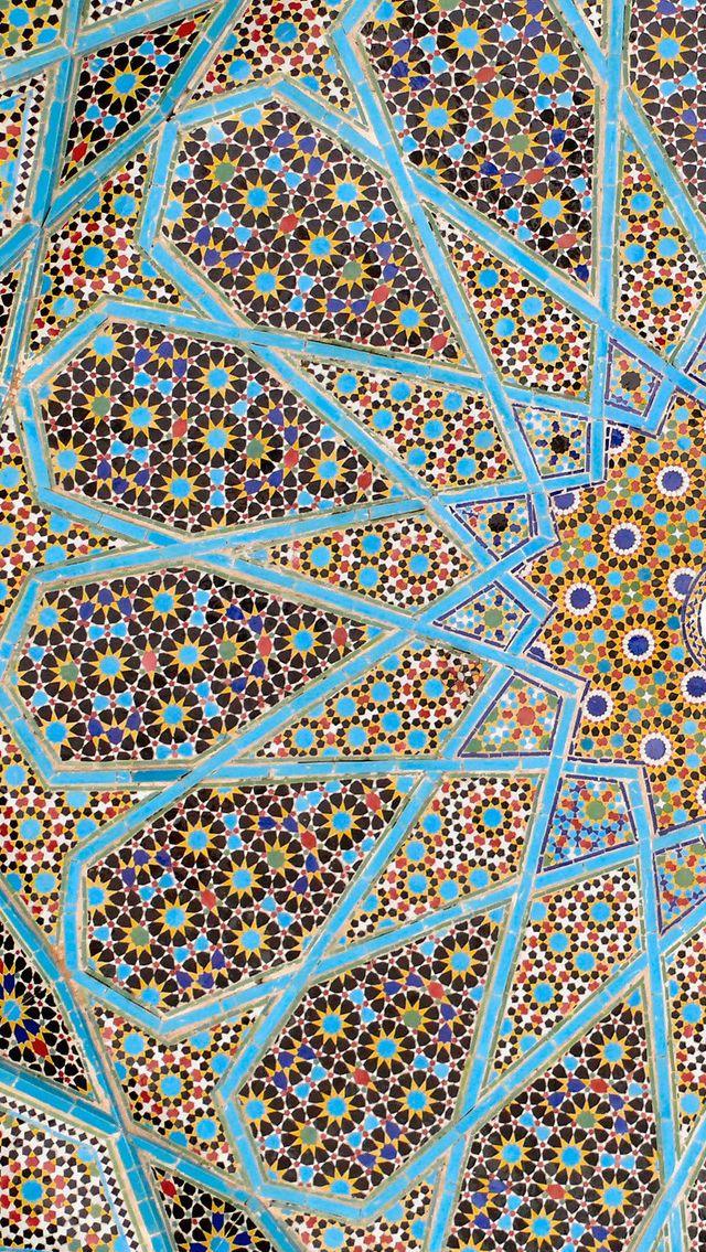 Tomb Of Hafez iPhone 5s Wallpaper