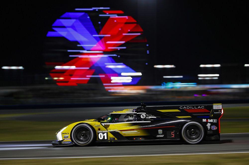 Daytona Hour Cadillac In Mand With Six Hours To Go
