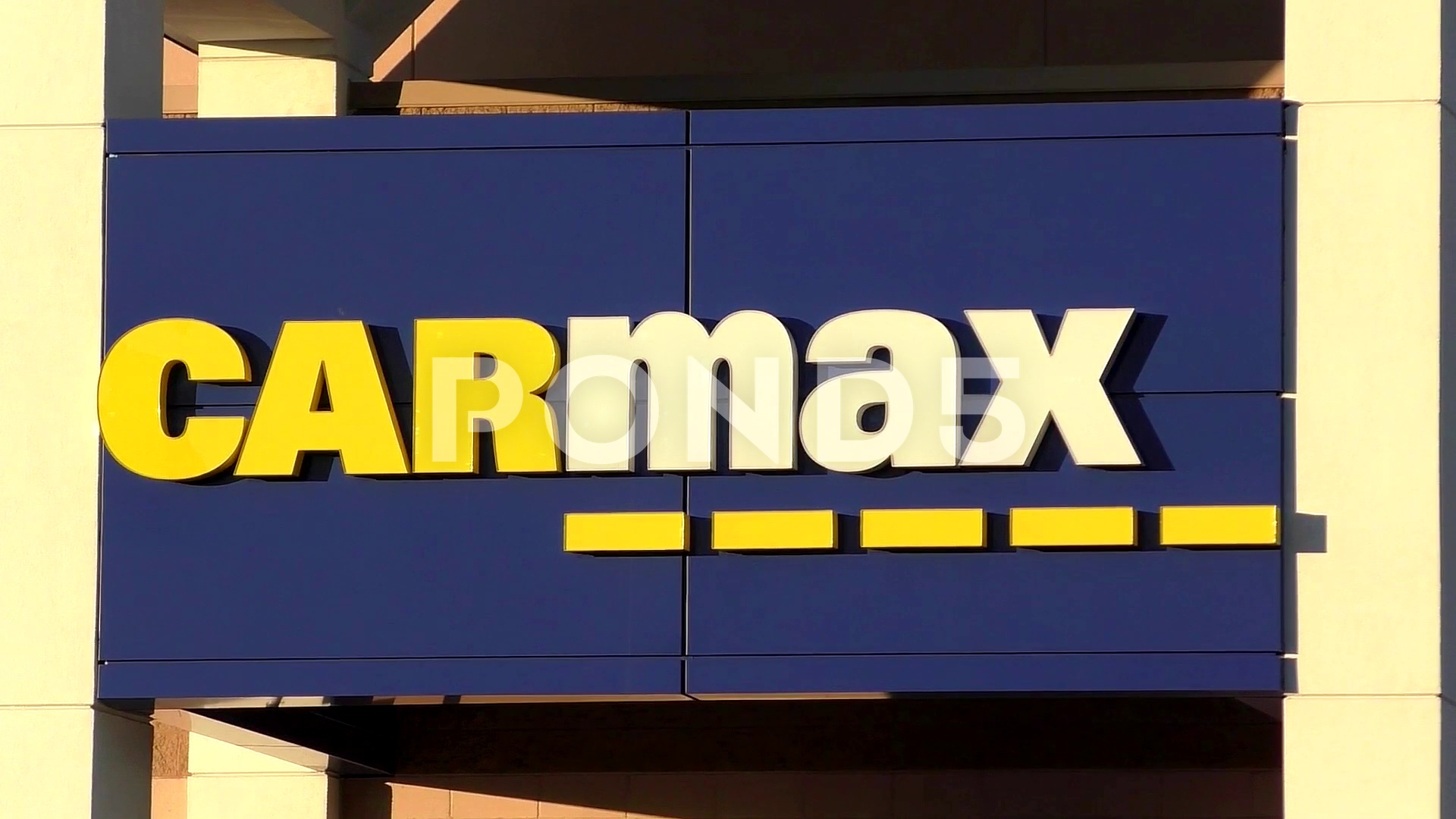 Carmax Used Car Dealership Storefront Hi Res