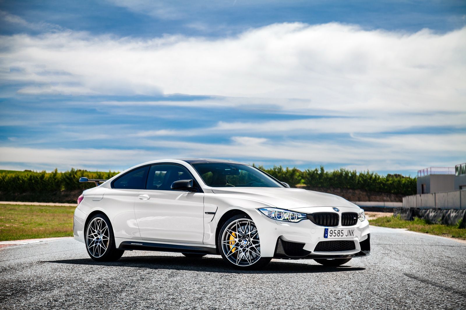 Bmw S New M4 Cs Limited Edition Is Tempting But Pricey Image