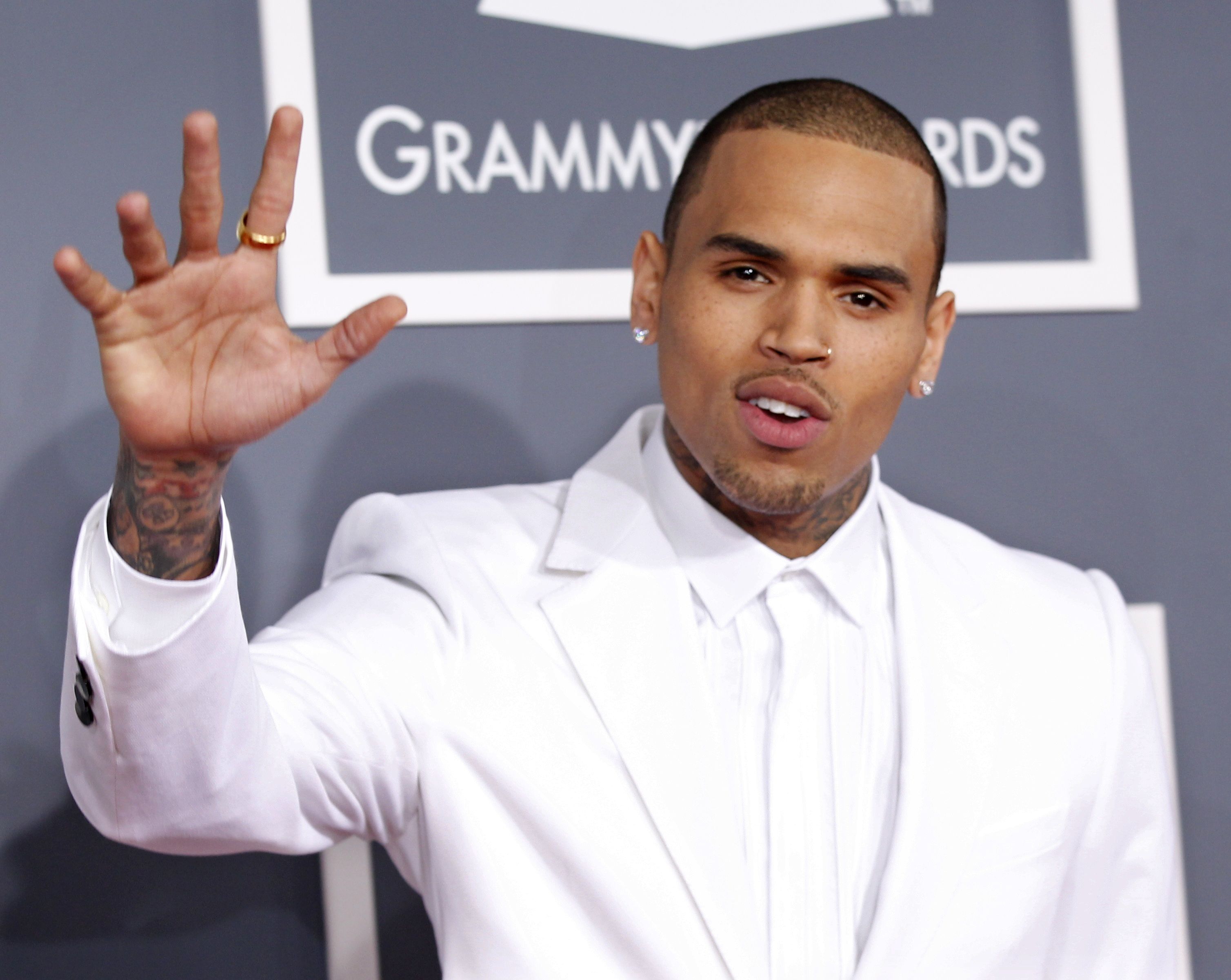 Background Chris Brown Wallpaper White Hat Pictures