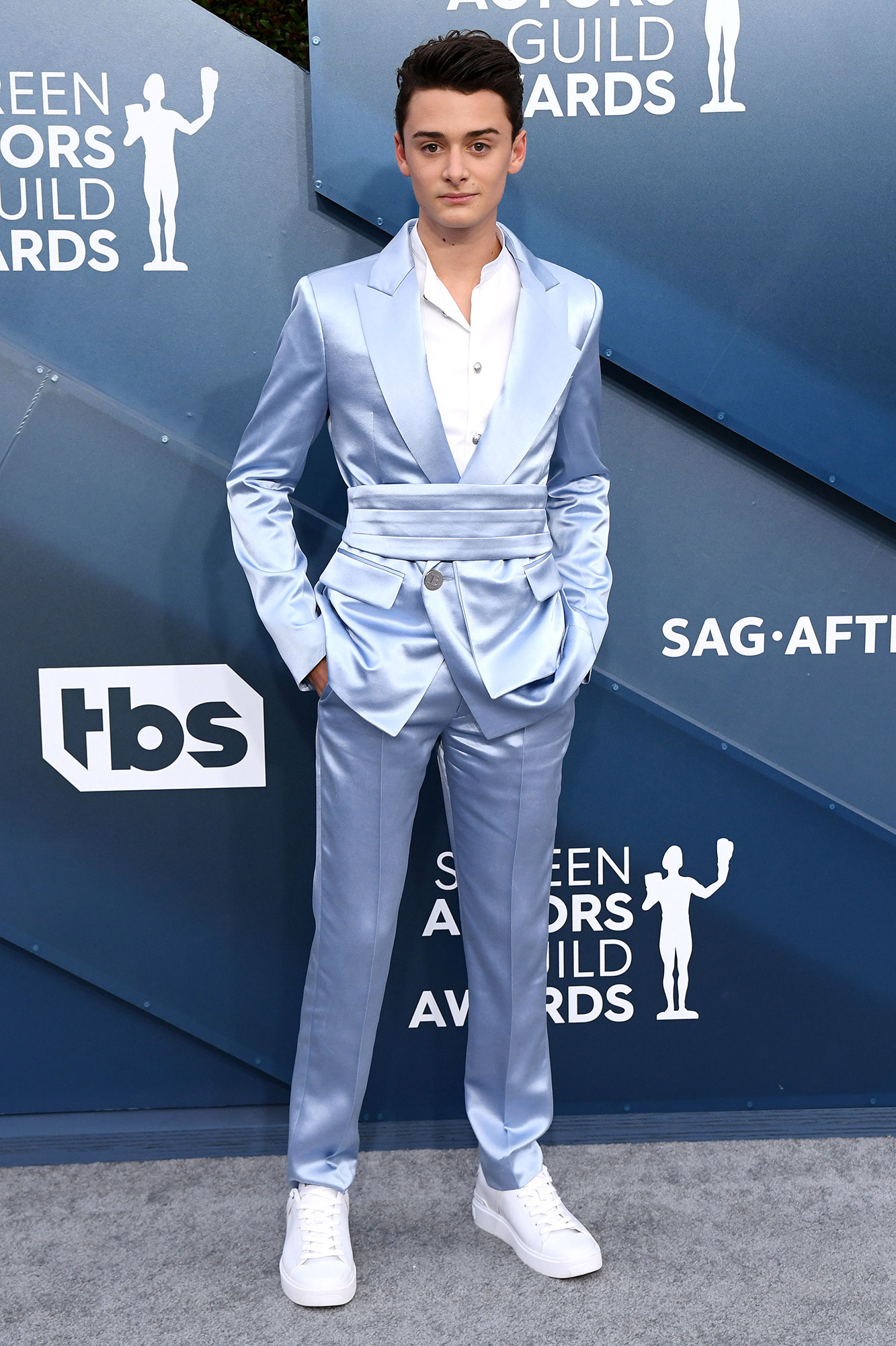 Noah Schnapp Wallpaper