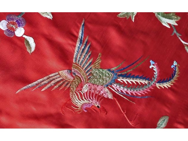  late 19th century Chinese Qing Dynasty robe red Satin Silk Embroidered 800x600