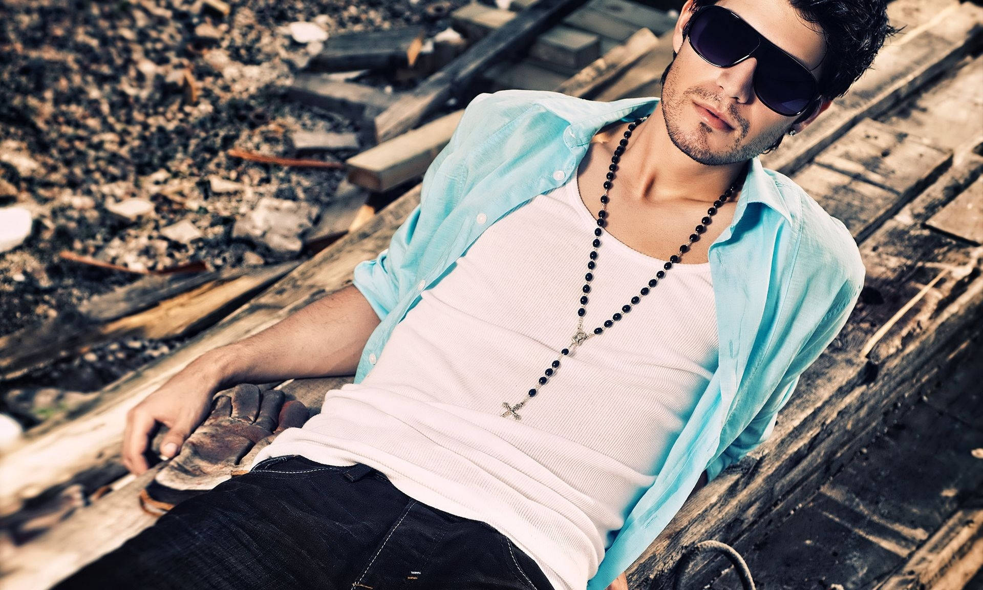 Hot Guy Wallpaper