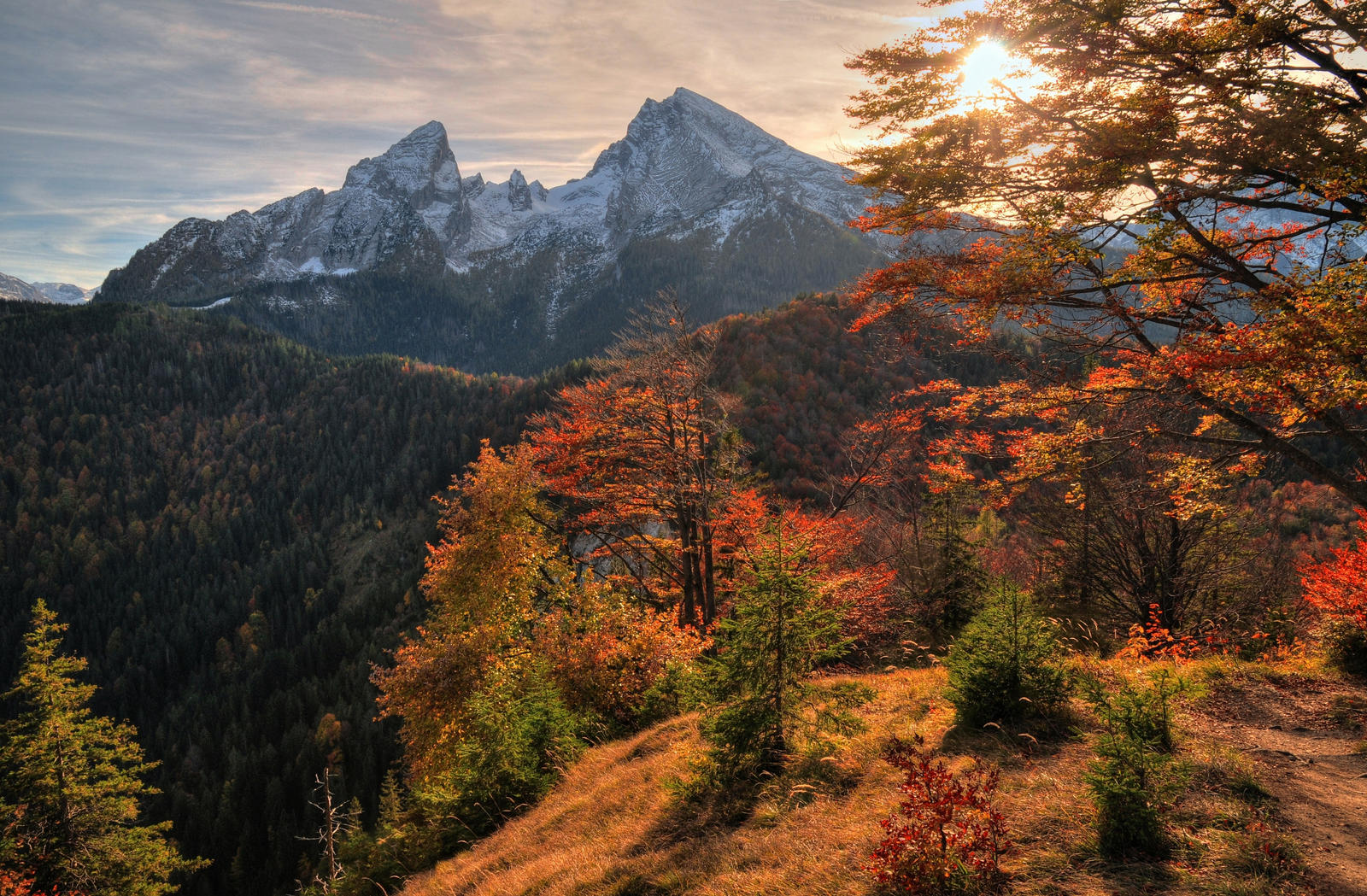 Watzmann Mountain In Autumn Wallpaper