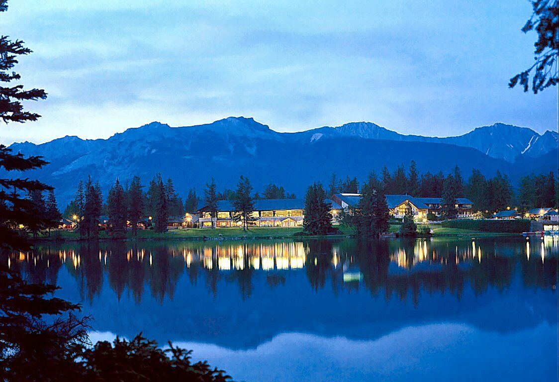 Canadian Rockies Evening At Jasper Park Lodge Nature Wallpaper Image