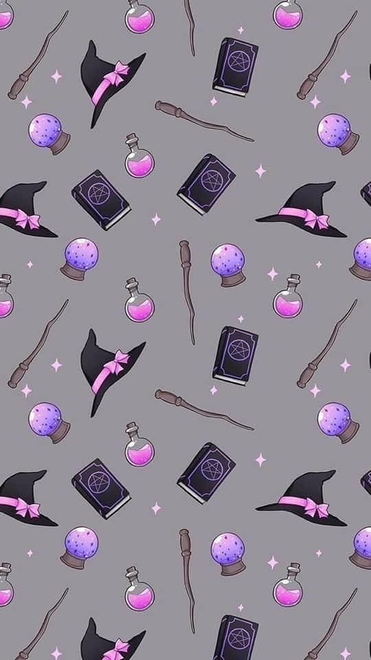 Sara Elizabeth On Phone Background Wallpaper