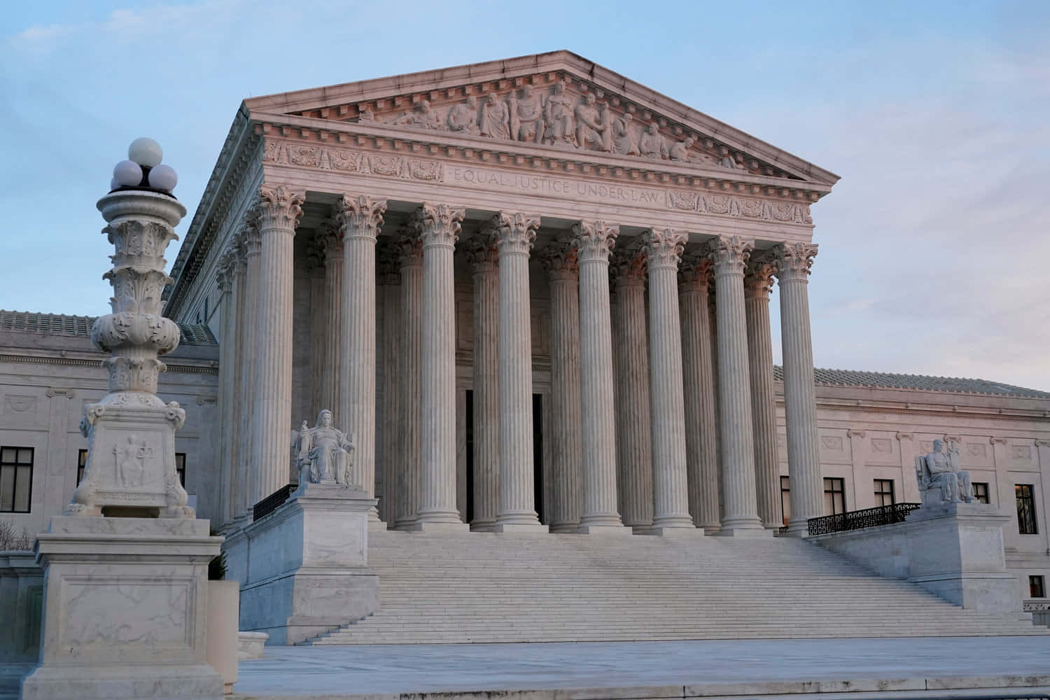 Supreme Court Building Wallpaper