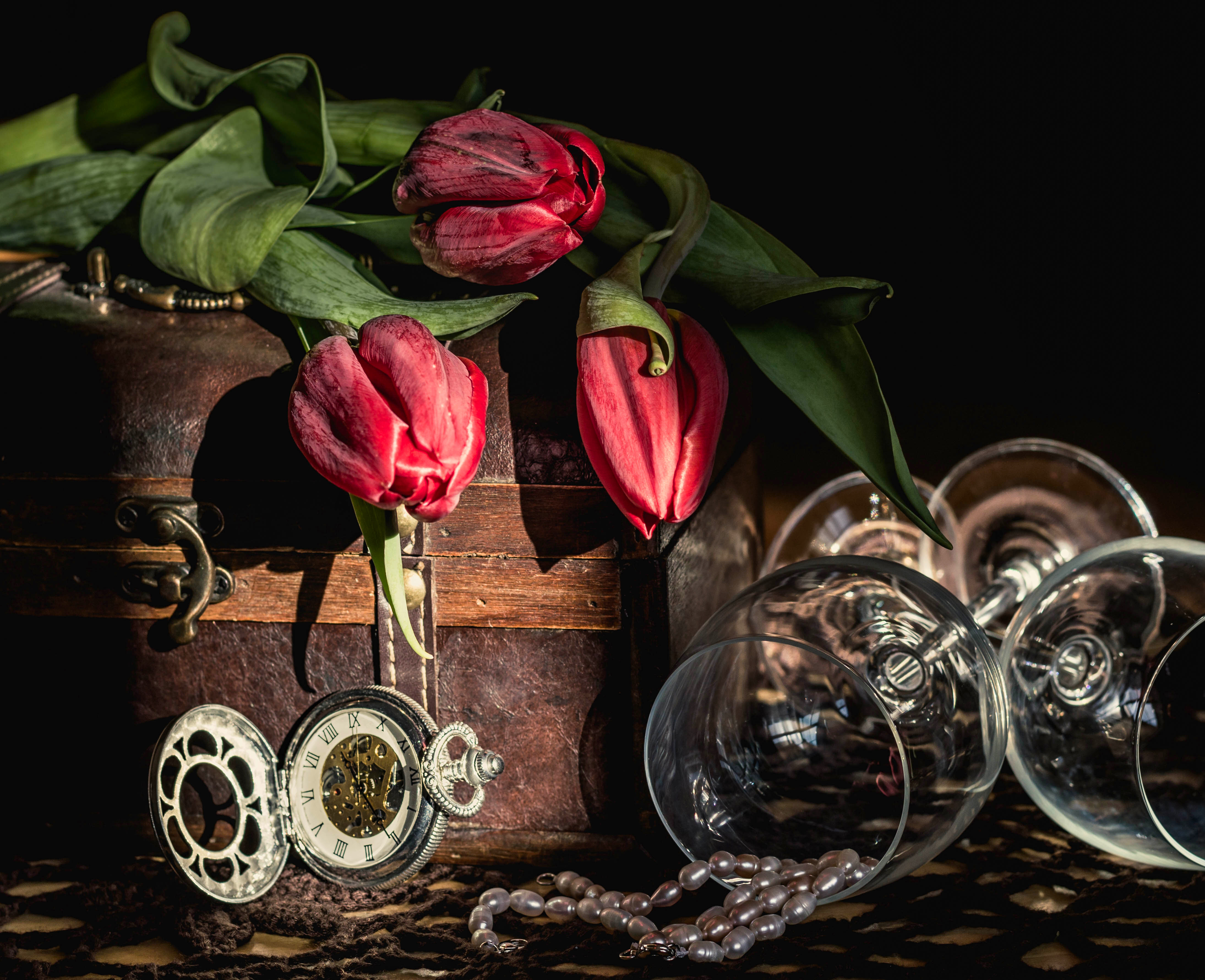 Necklace Watch Still Life Style Wallpaper