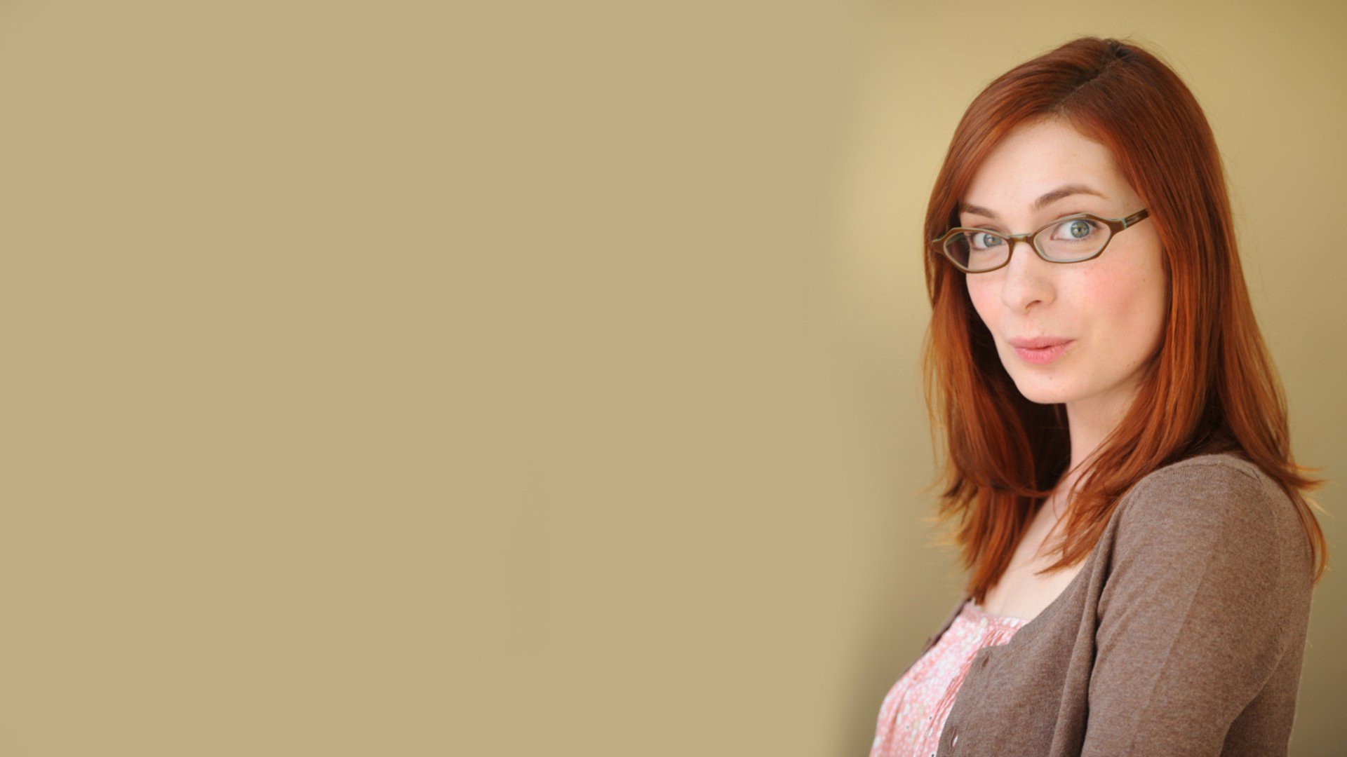 Felicia Day Hd Wallpaper