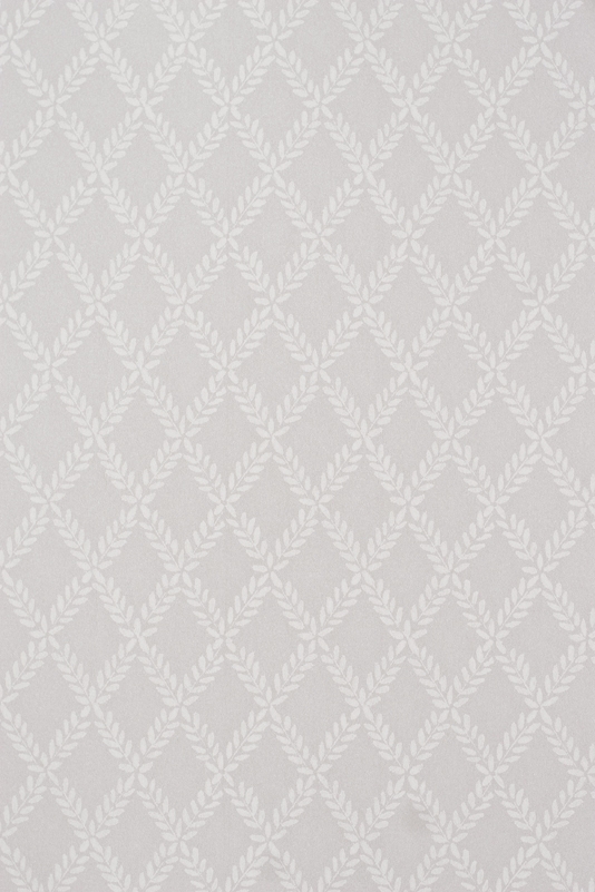 Esme Wallpaper Grey Mauve With White Laurel Leaf Trellis