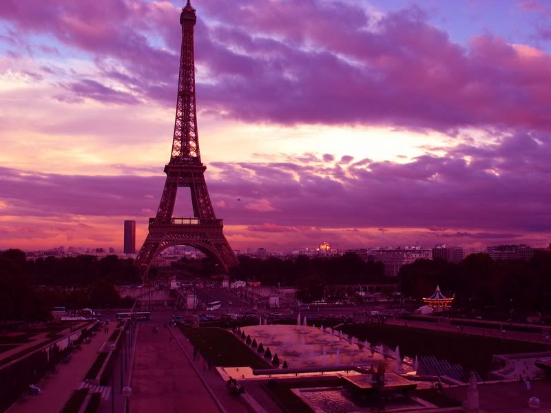 Vetor de Tour Eiffel with pink hearts seamless pattern on polka dot  background Paris symbols vector illustration Romantic travel in Paris  Design for textile wallpaper web fabric and decor do Stock 