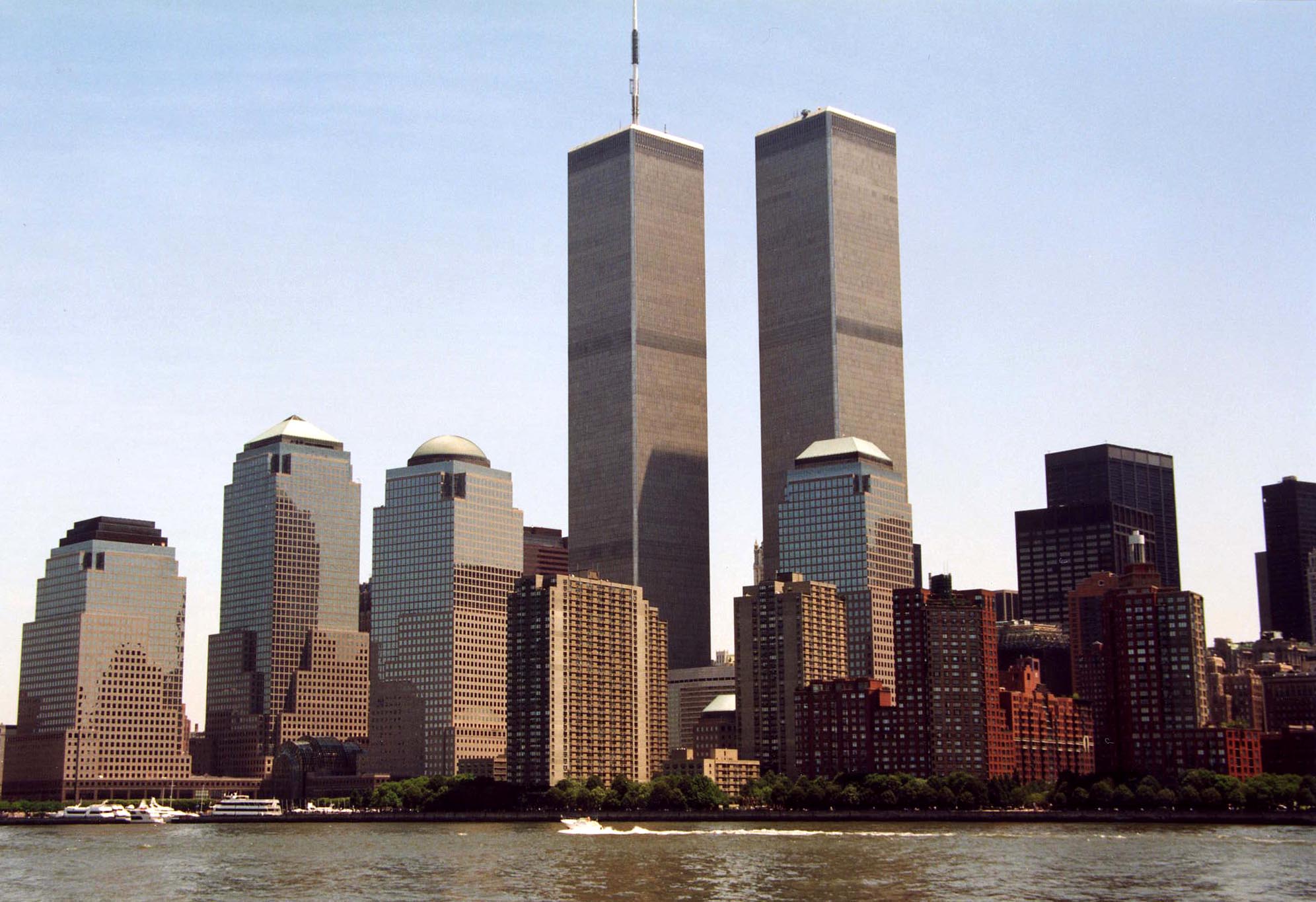Pics Photos Twin Towers Wallpaper Widescreen