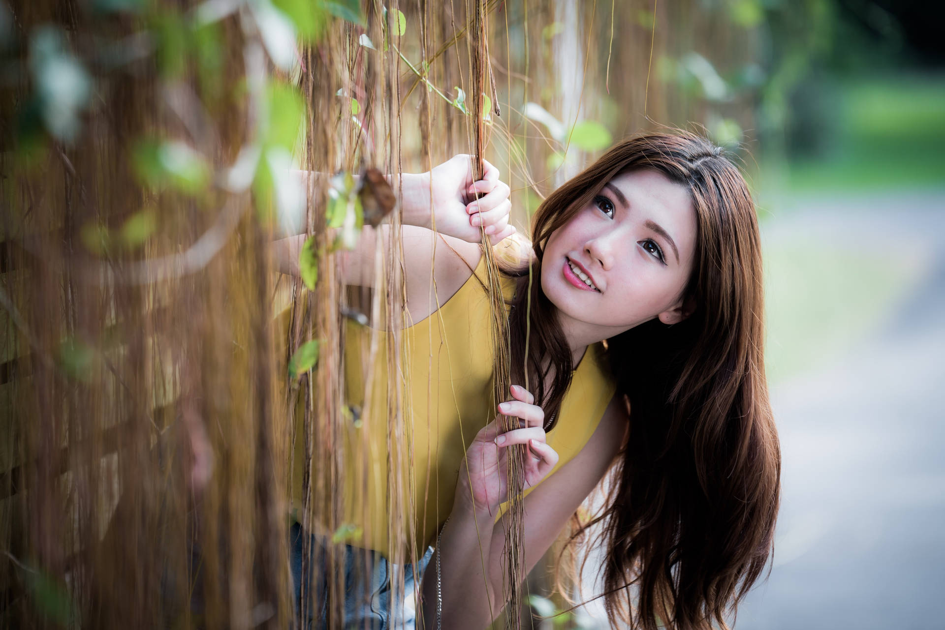 Asian Women Wallpaper