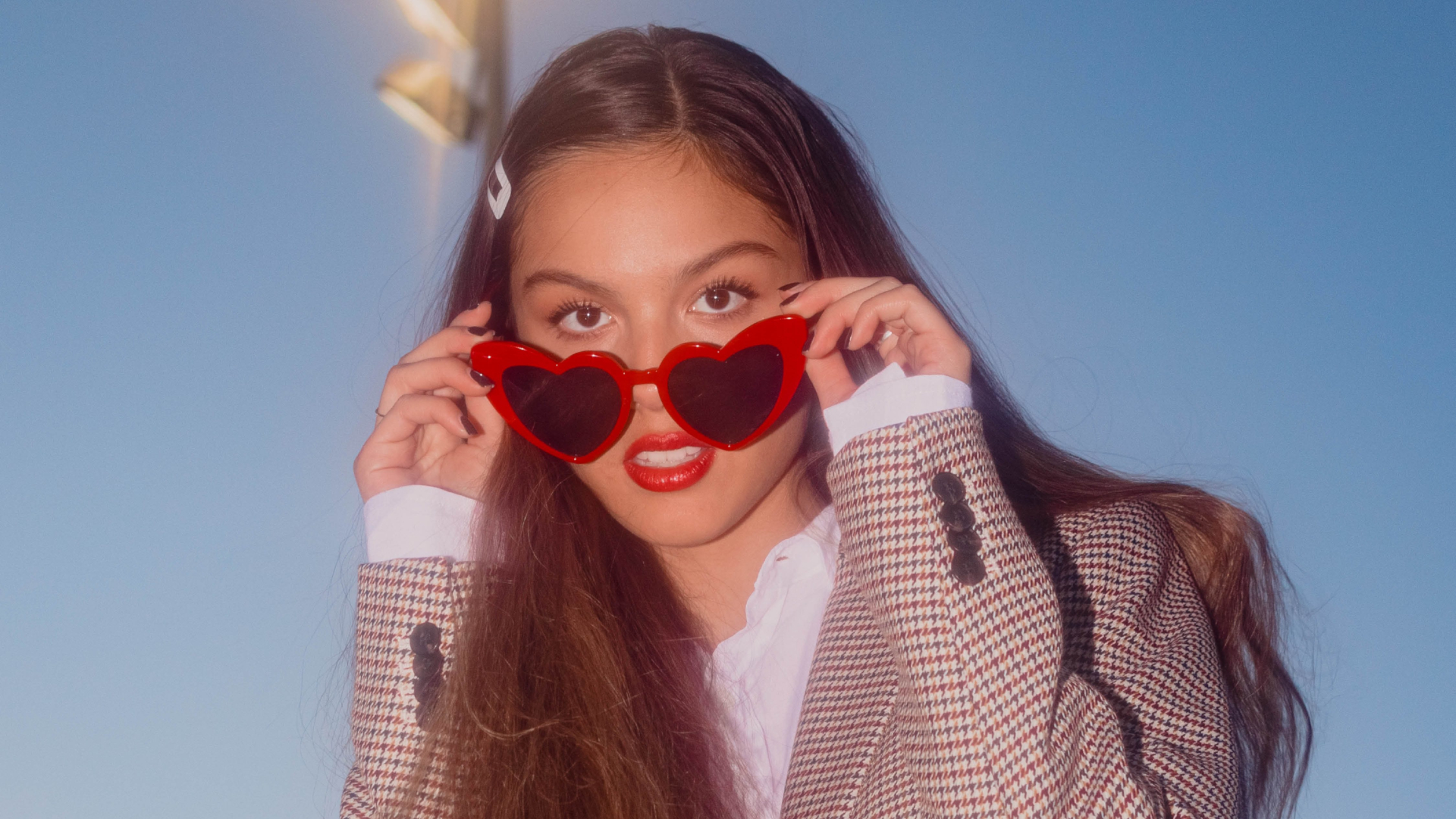 Brunette Singer Actress American Celebrity Olivia Rodrigo HD Wallpaper