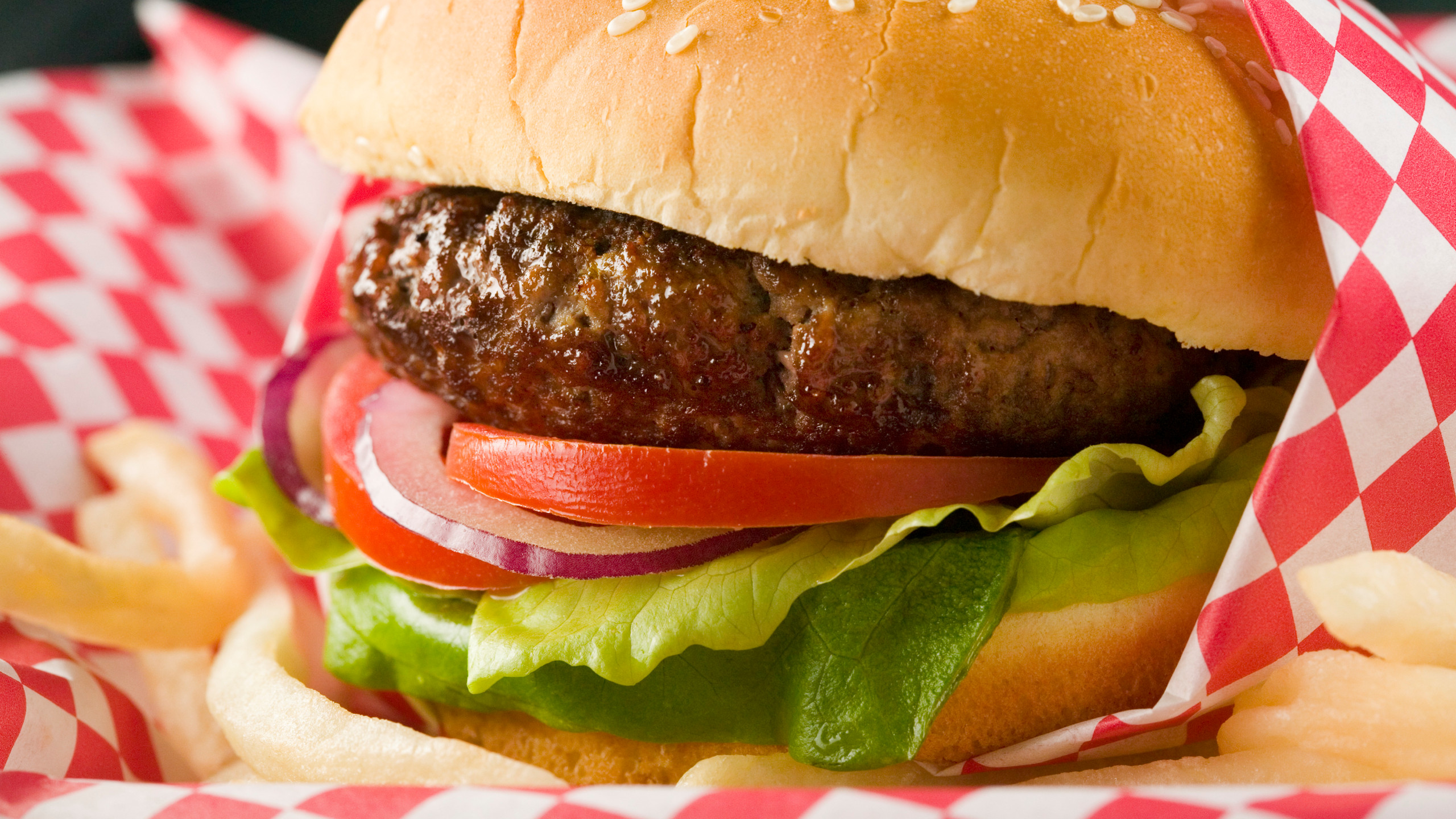 Fire Up The Grill For National Hamburger Day May 28th Whnt