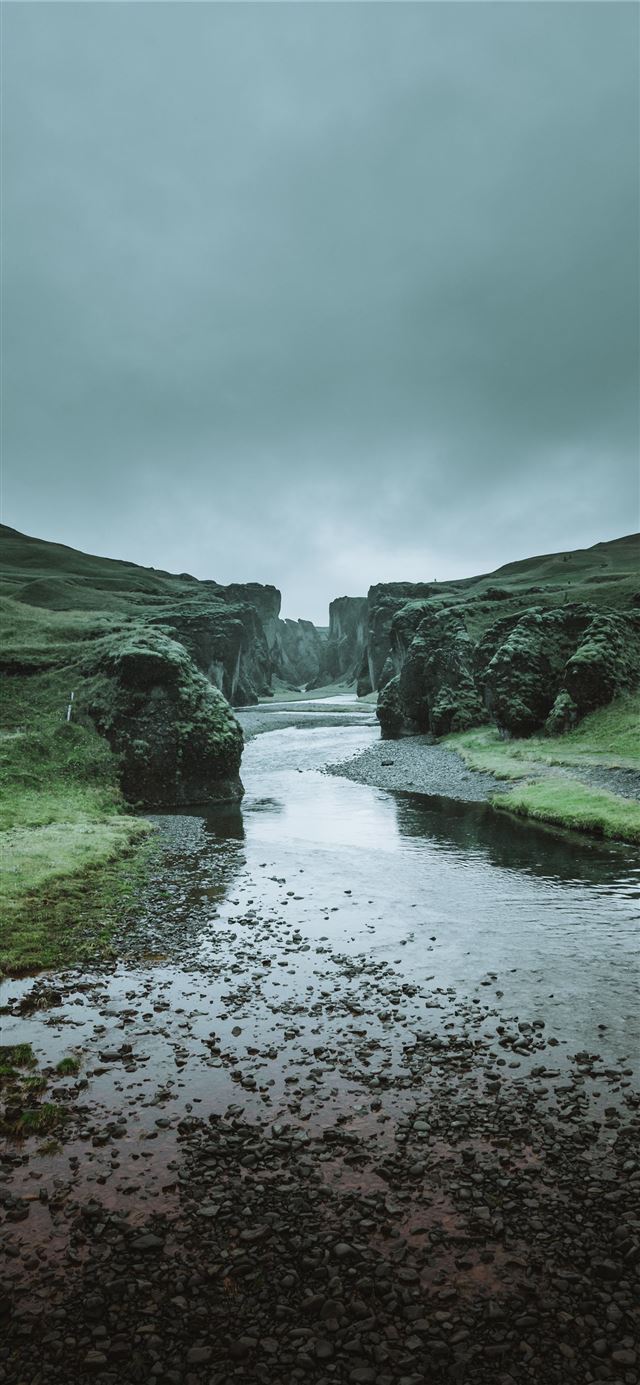 River Stream Coast Steep Stony Ditch Faroe Islands iPhone X
