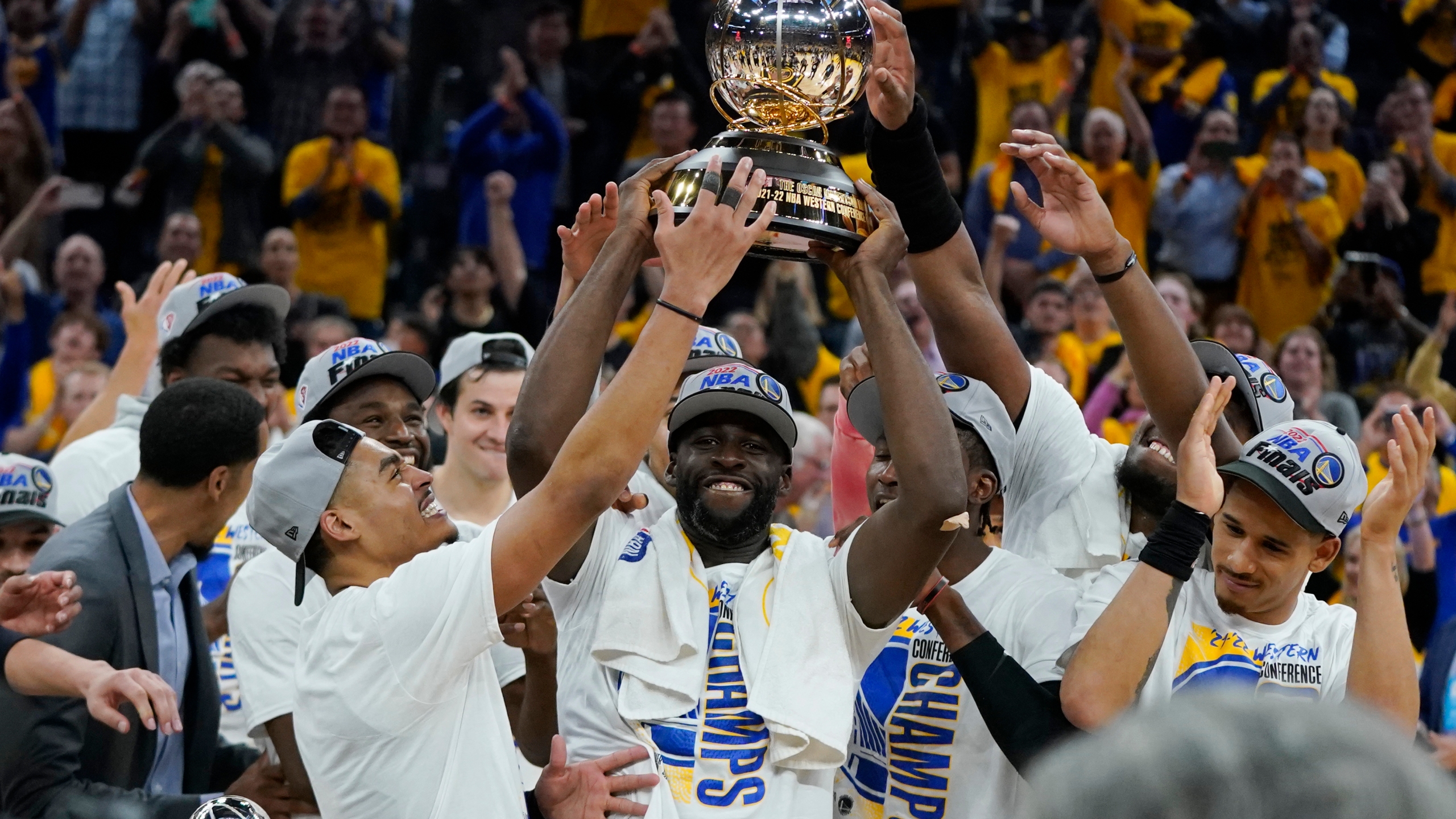 Star Trio Leads Warriors To 6th Nba Finals Spot In Years Wvns