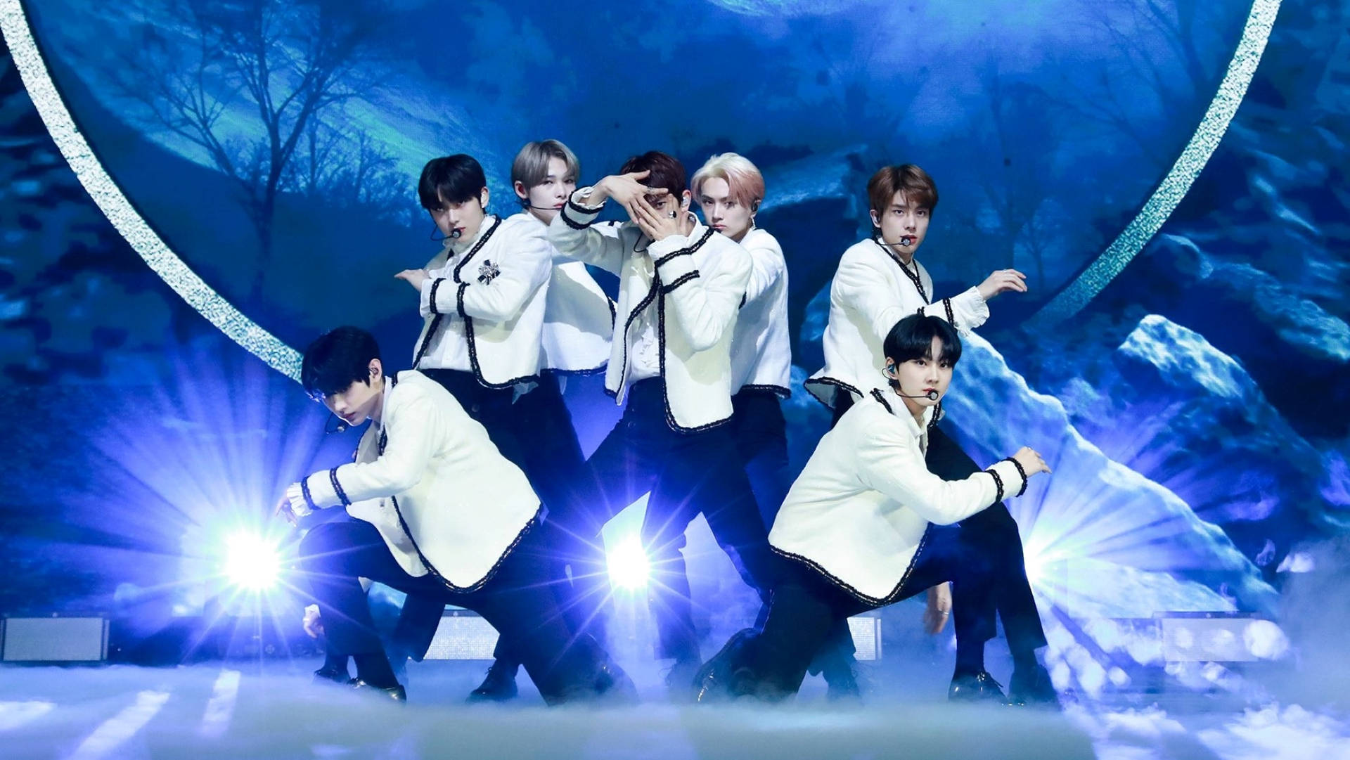 Enhypen Debut Stage Zdqpx4litol7wcon Wallpaper