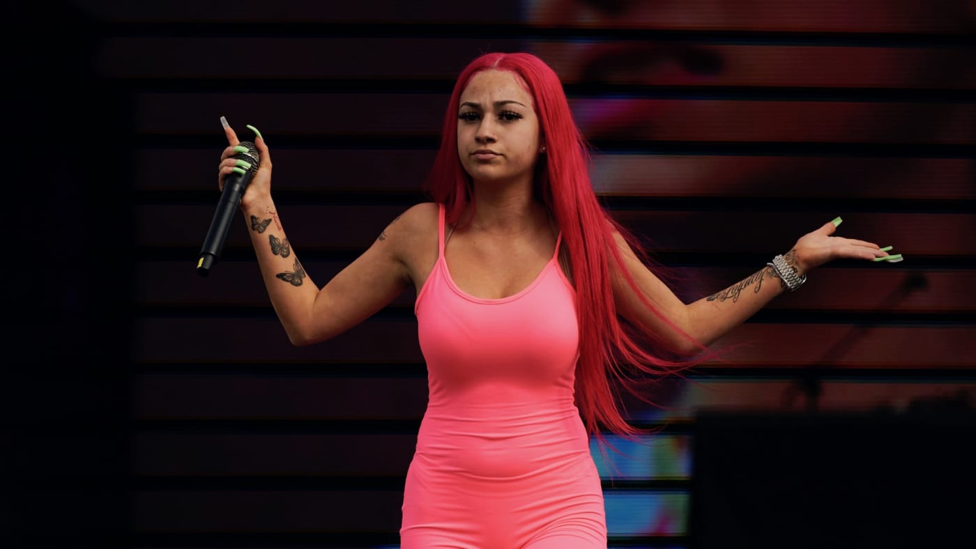 Bhad Bhabie Goes Off On Skai Jackson Wallpaper