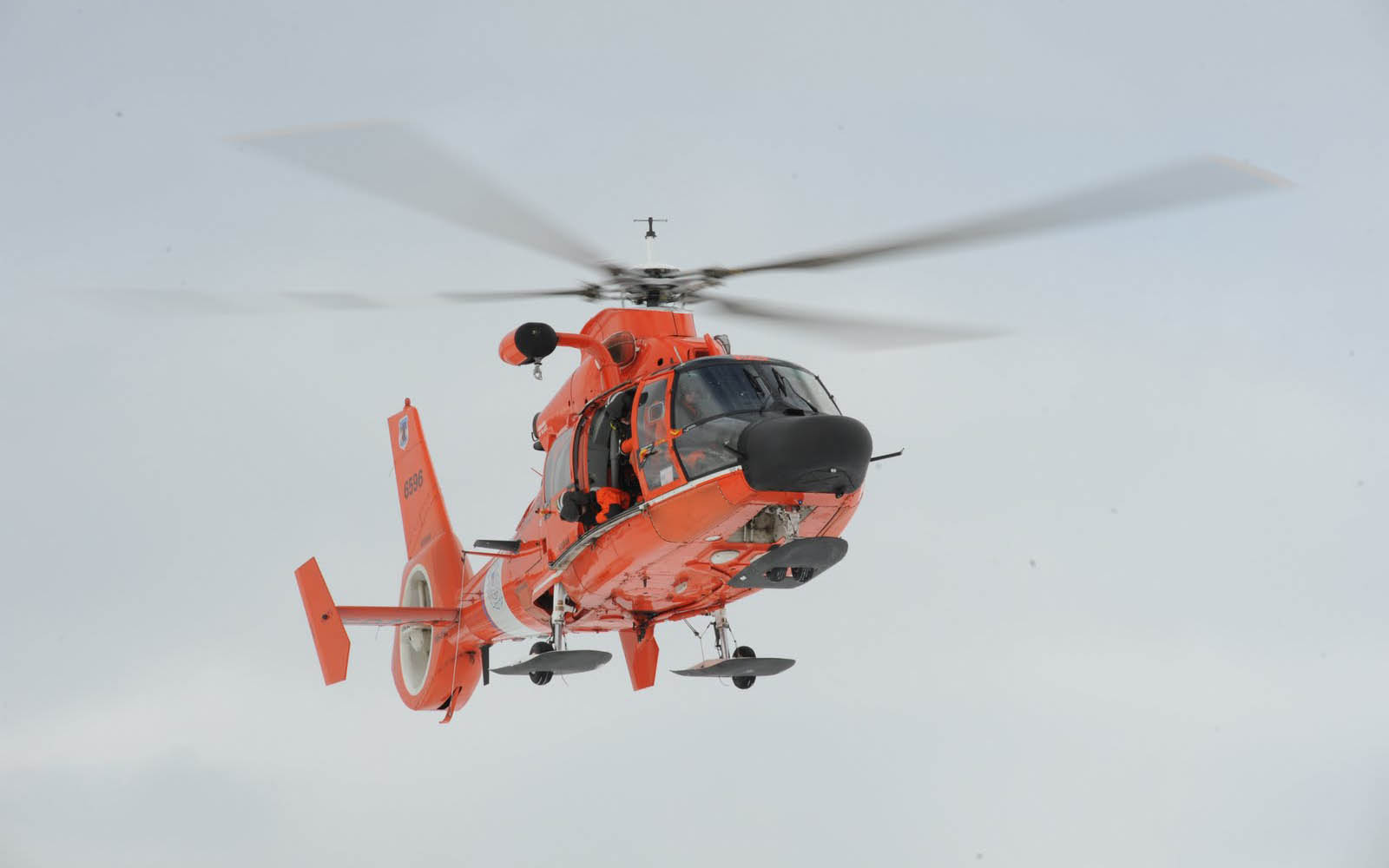 HH 65 Dolphin US Coast Guard Helicopter Wallpapers Hd Wallpapers