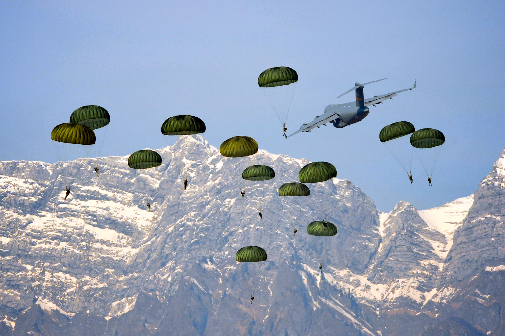 Paratrooper HD Wallpaper Background Image