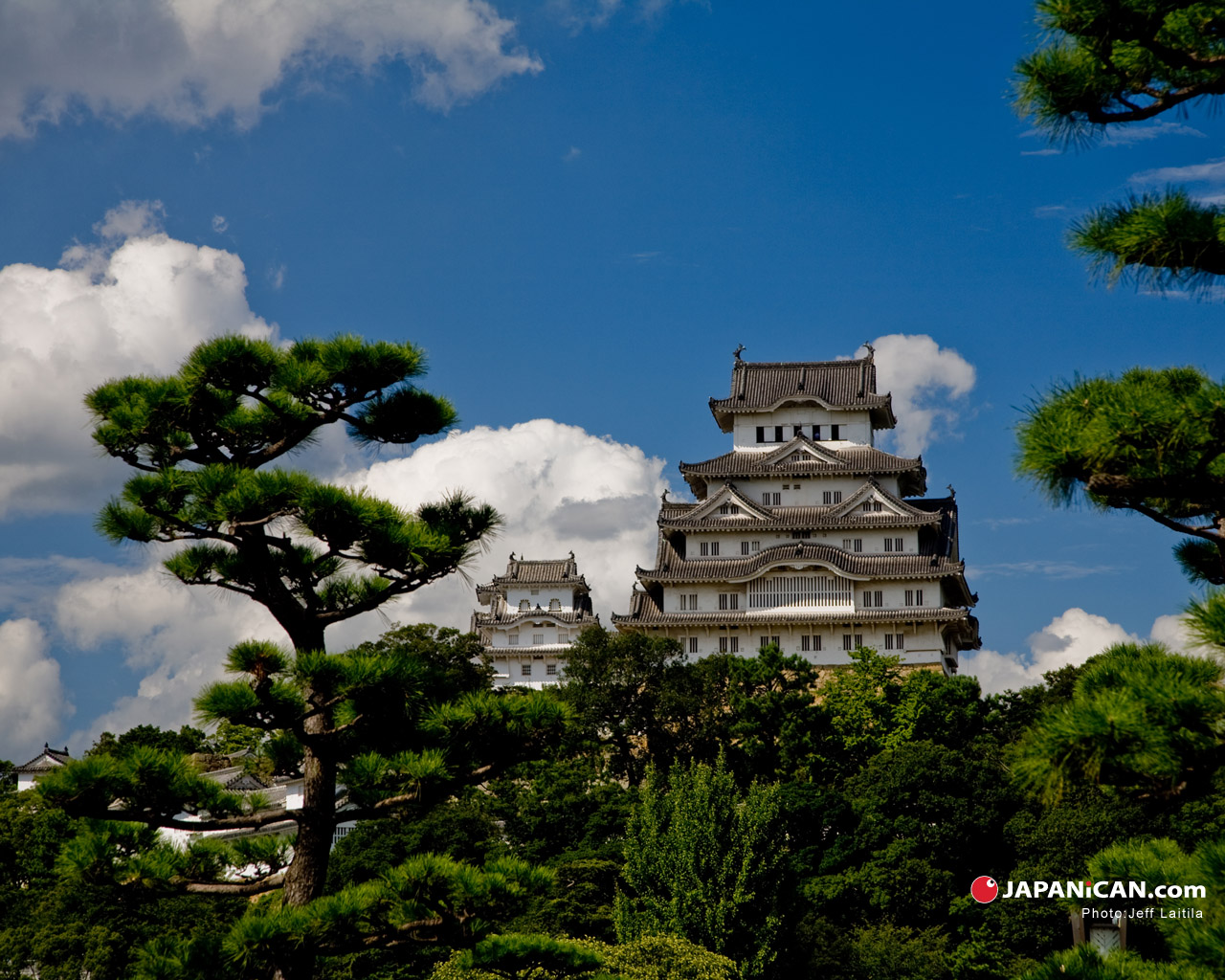 Castle Himeji Beautiful Wallpaper Desktop Image