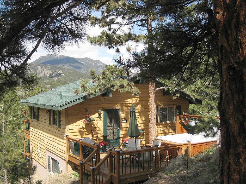 Rental Pine Cone Cabin Mountain S Walk To Your