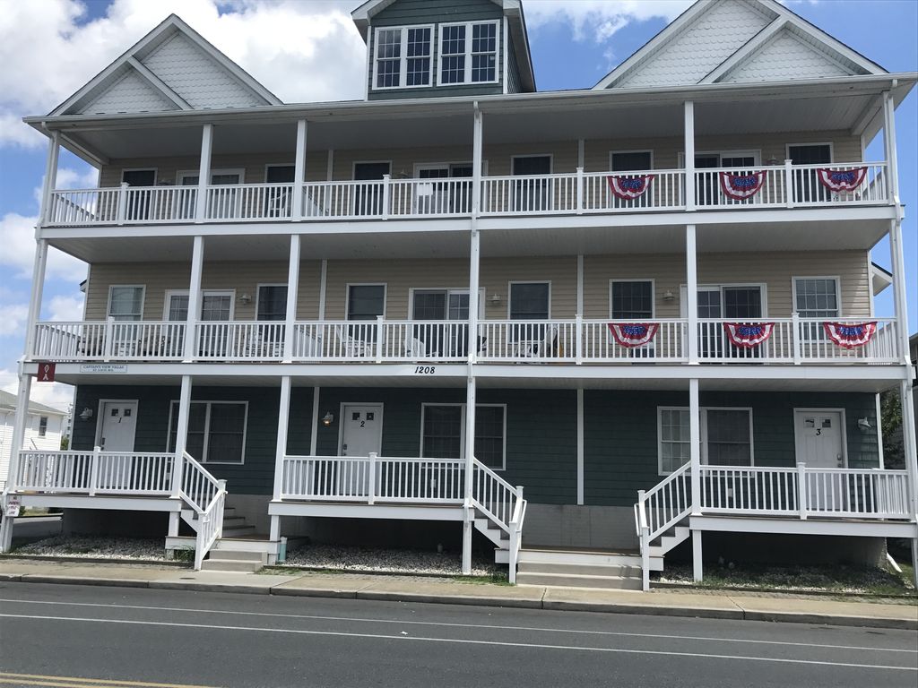 Outstanding Downtown Ocmd Location Minutes To The Beach And