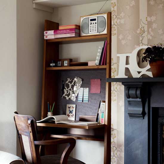 Finding Space For A Home Office Is Tricky I Like What They Ve Done