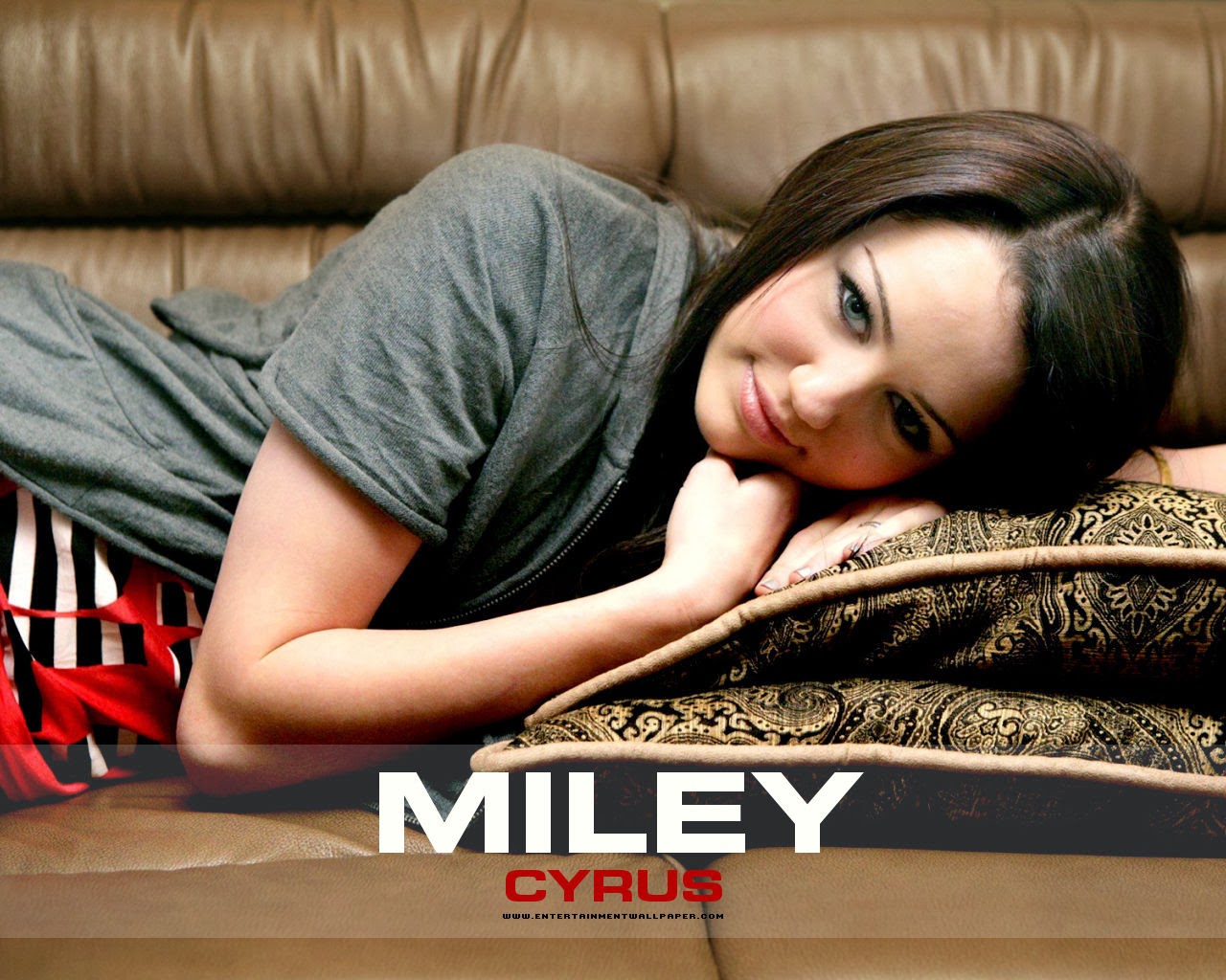 Miley Cyrus HD Wallpaper 1080p