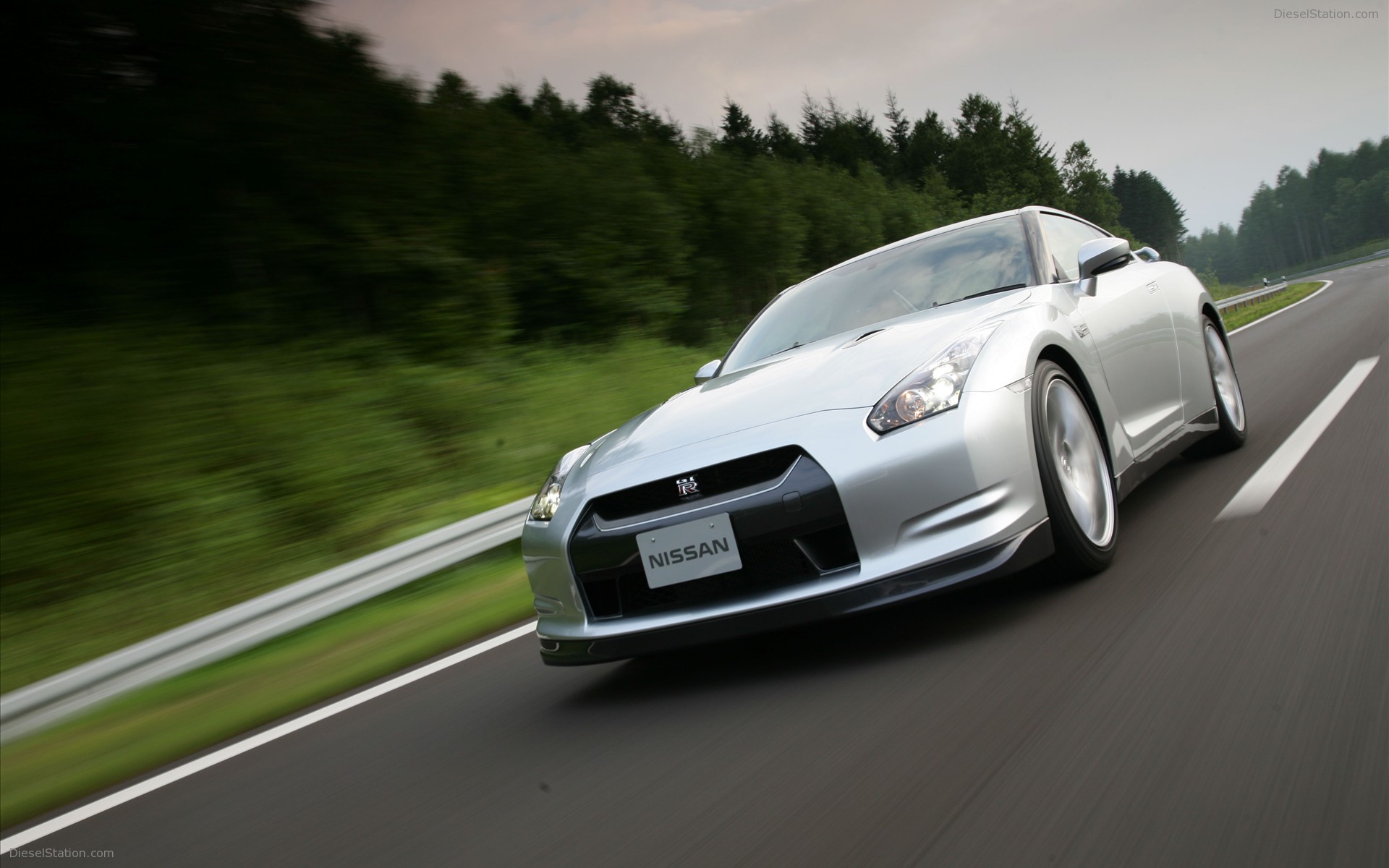 Nissan Gt R Widescreen Exotic Car Picture Of