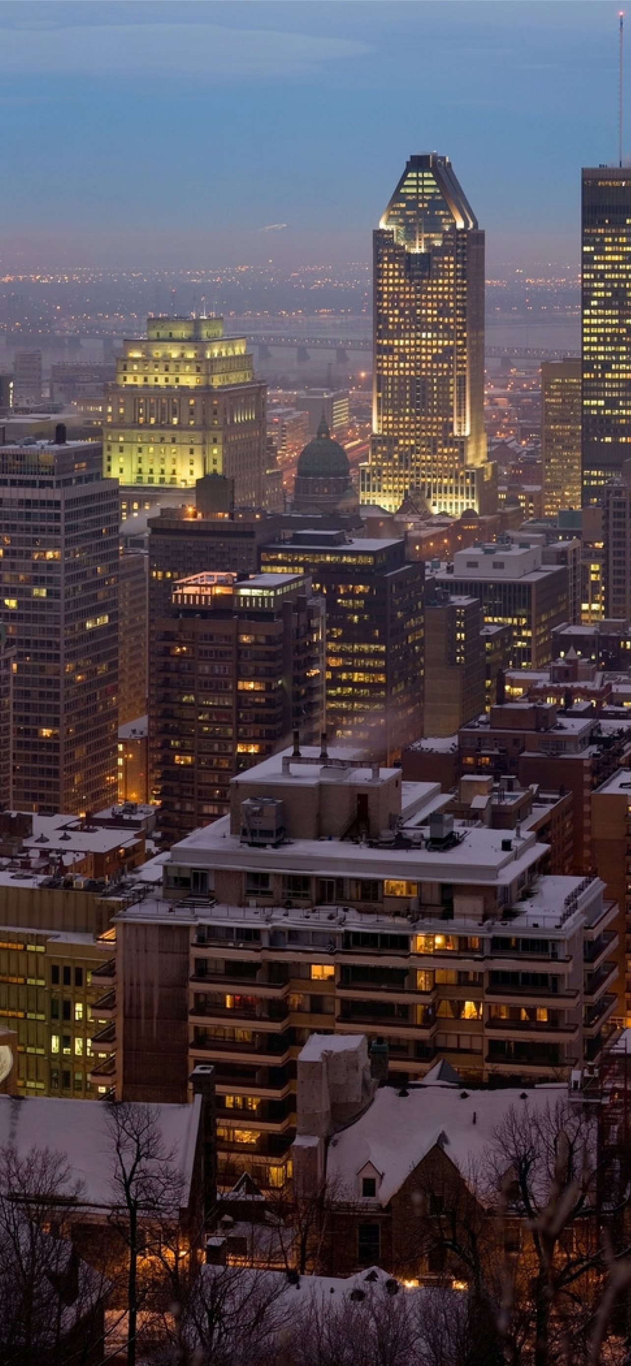 Montreal City iPhone Wallpaper