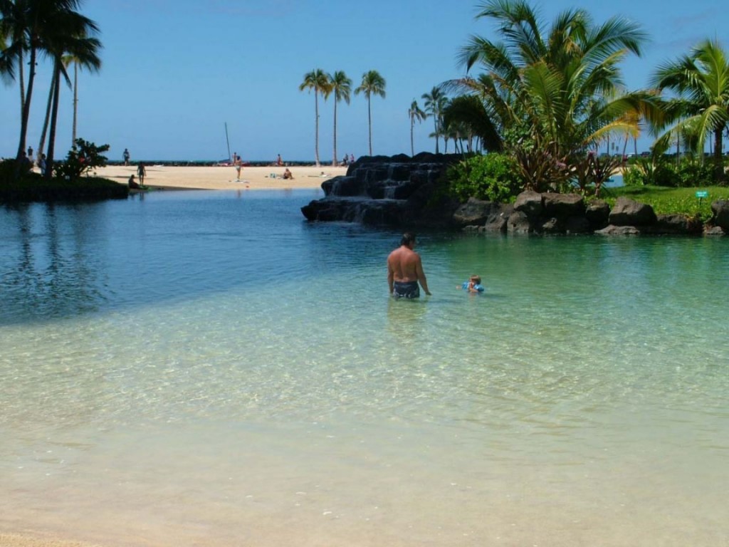 Waikiki Beach Hawaii Tourist Destinations