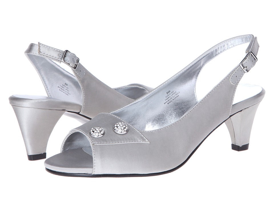 womens wide wedding shoes