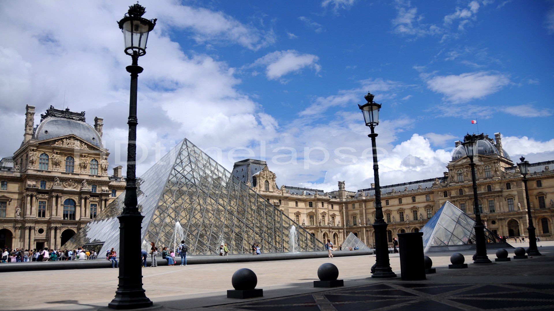 Louvre Widescreen High Definition Wallpaper For Desktop