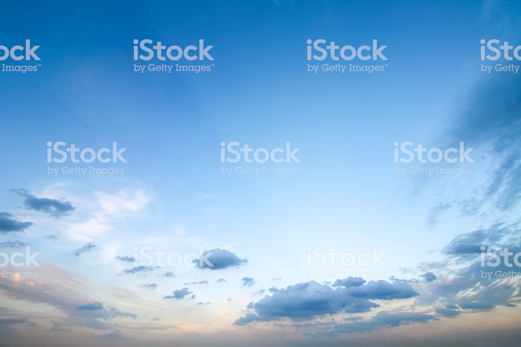 Clear Blue Sky With Cloudy As A Background Wallpaper Fotografie
