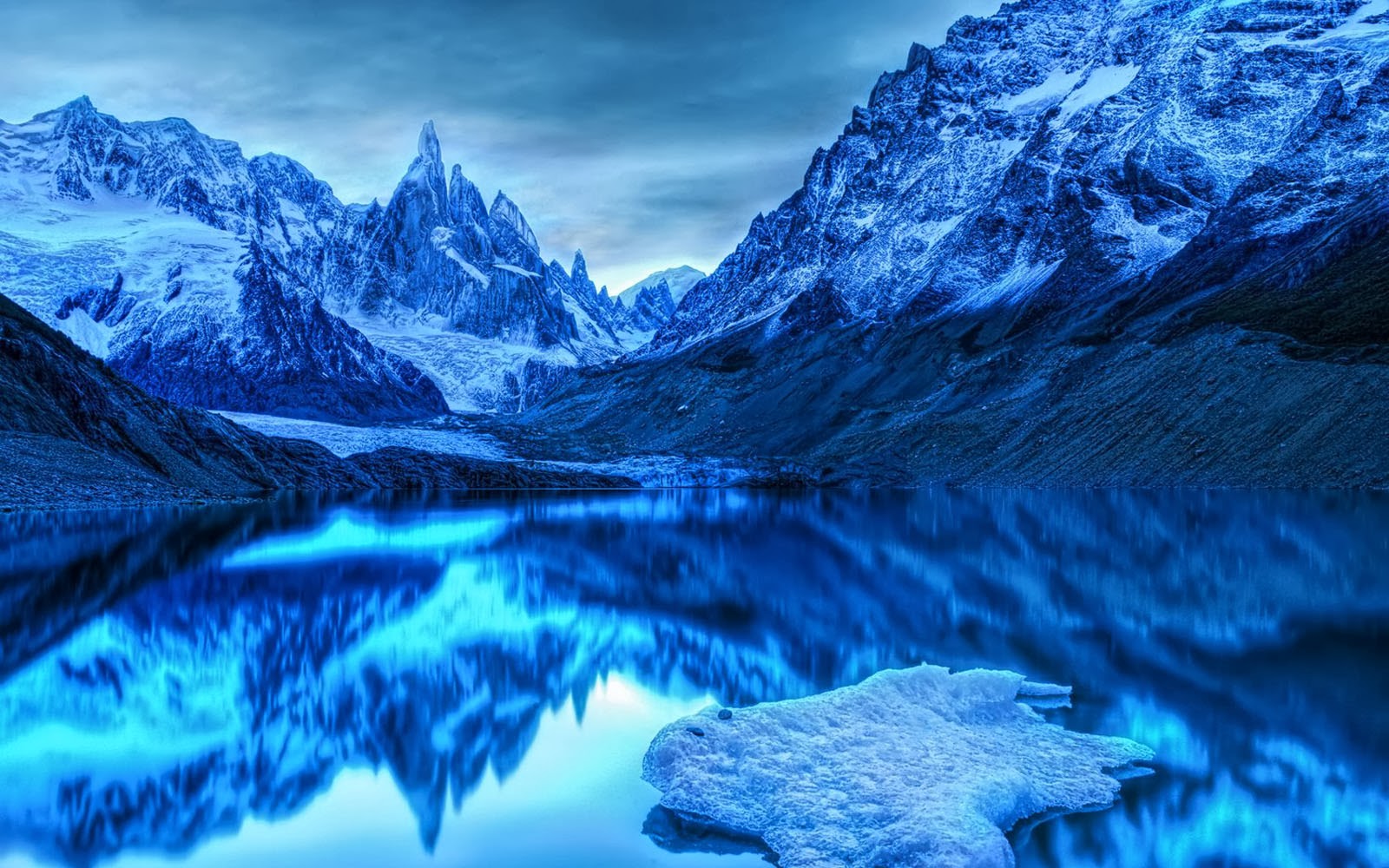 Icy Mountains Wallpaper Top Desktop