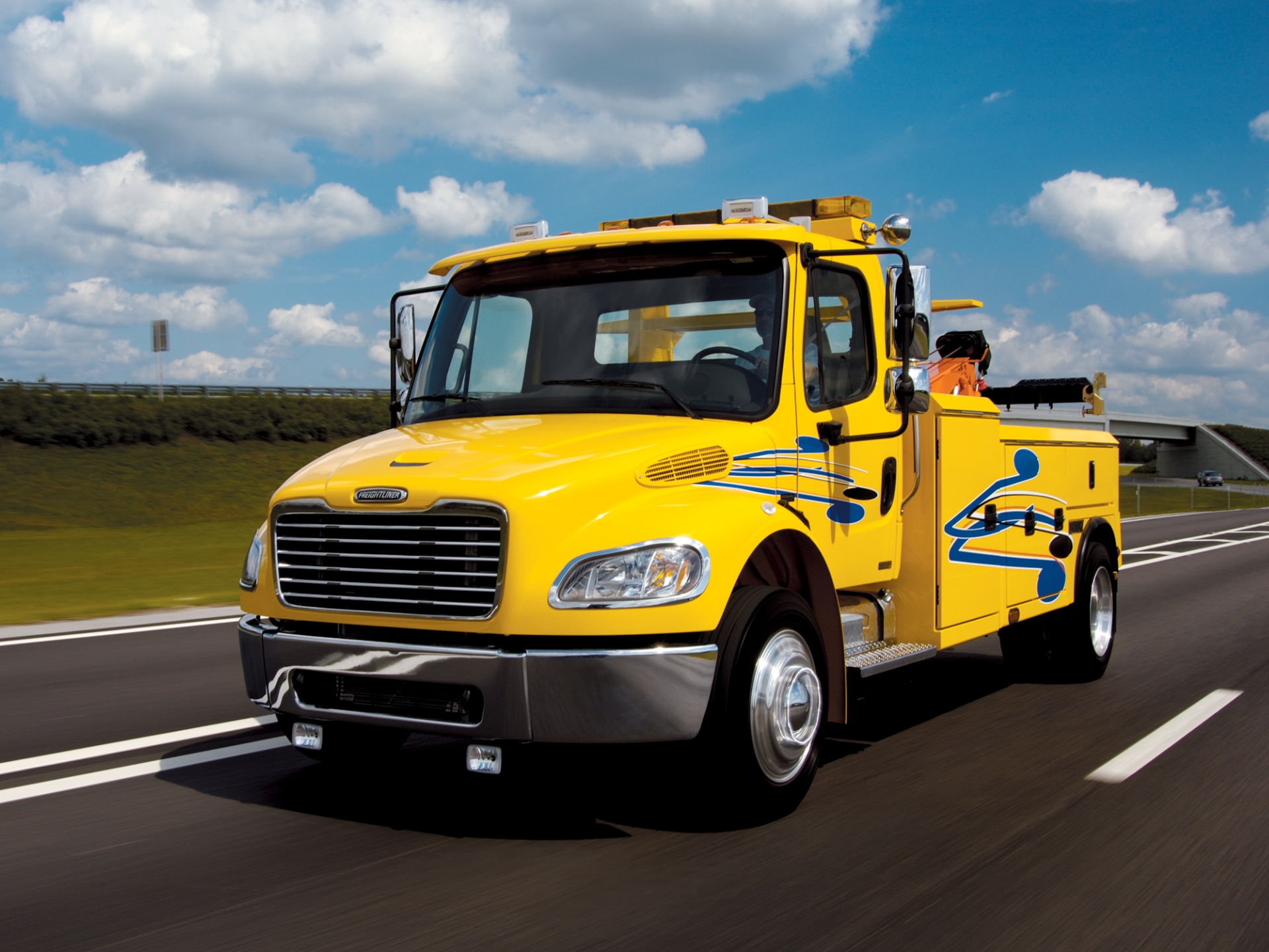 Freightliner Business Class M Recovery Towtruck
