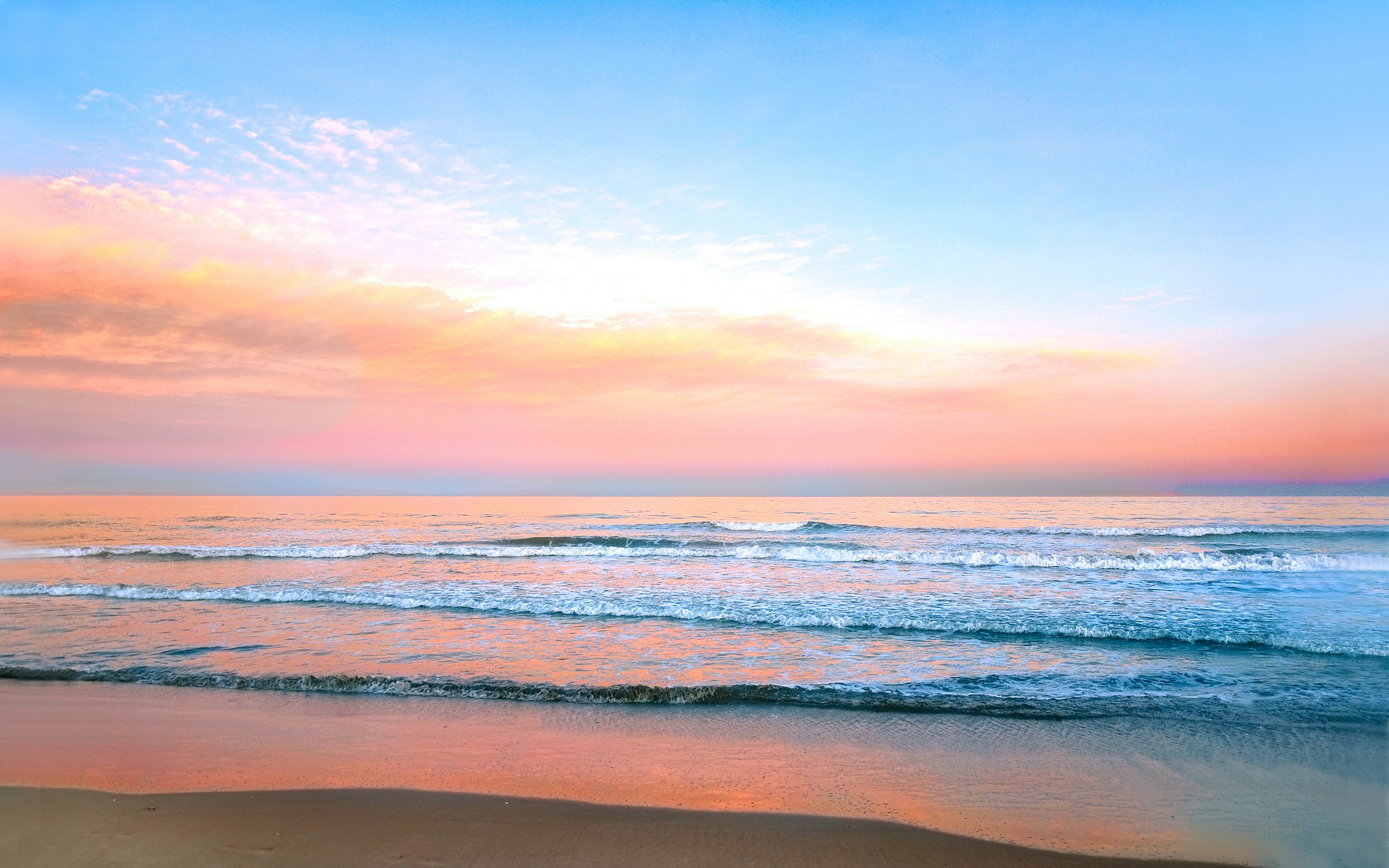 Serene Horizon Wallpaper