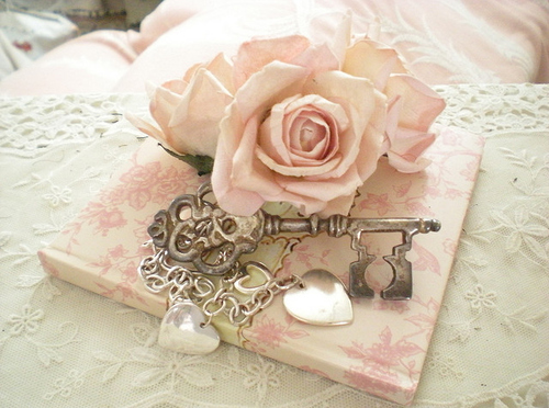 Accessories Key Pink Pretty Rose Vintage Image On Favim