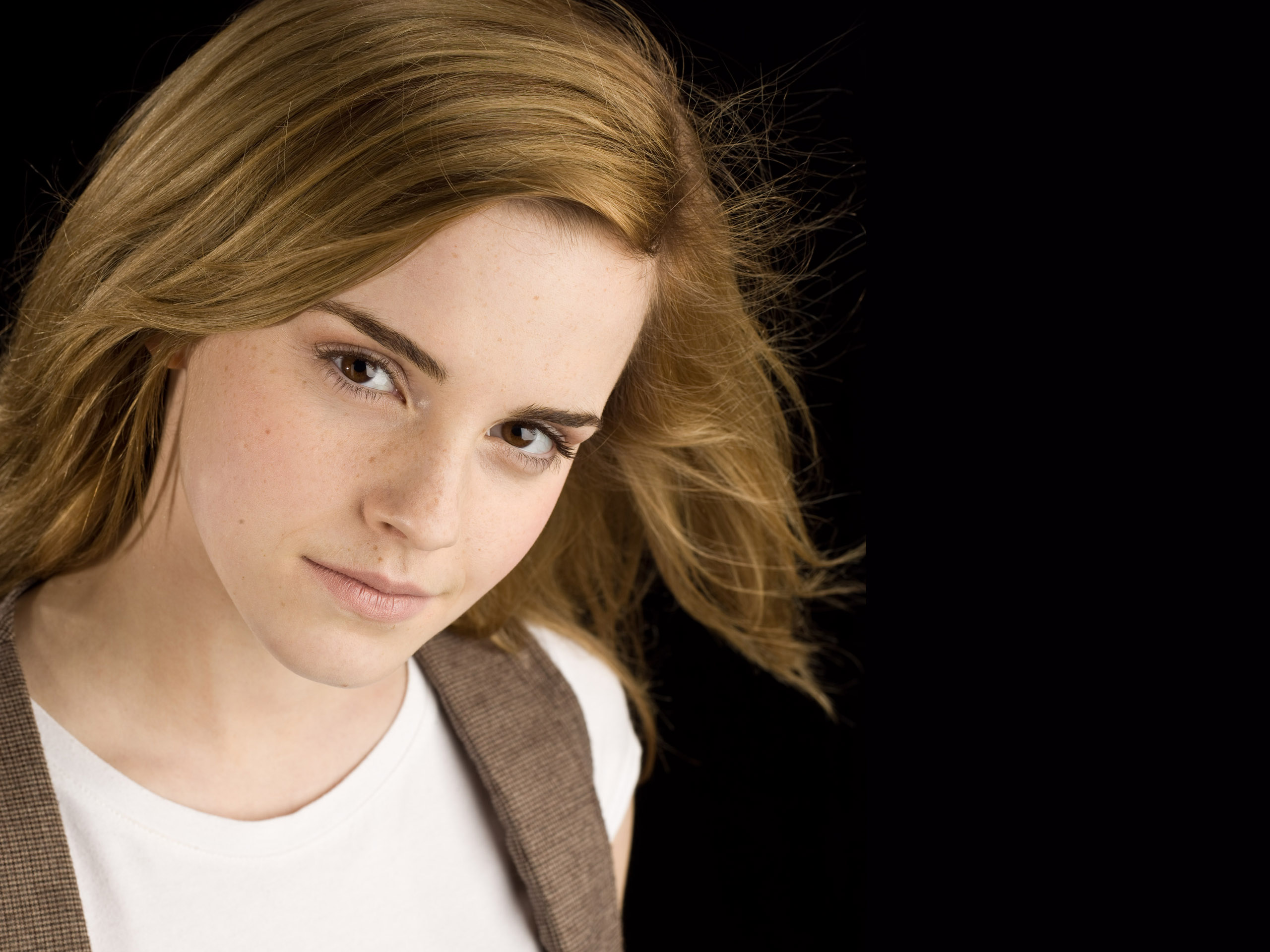 Emma Watson Wallpapers High Resolution Wallpapersafari