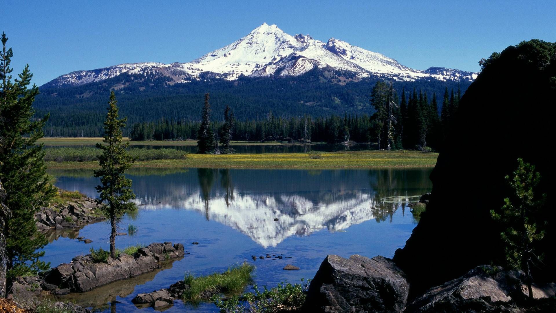 Volcano Sparks Oregon Top HD Wallpaper Hamza Landscape