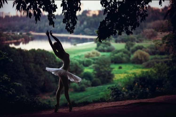 Ballerina Wallpaper