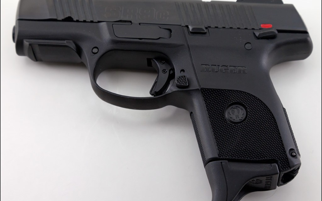 Re Of The Ruger Sr9c Thrumylens