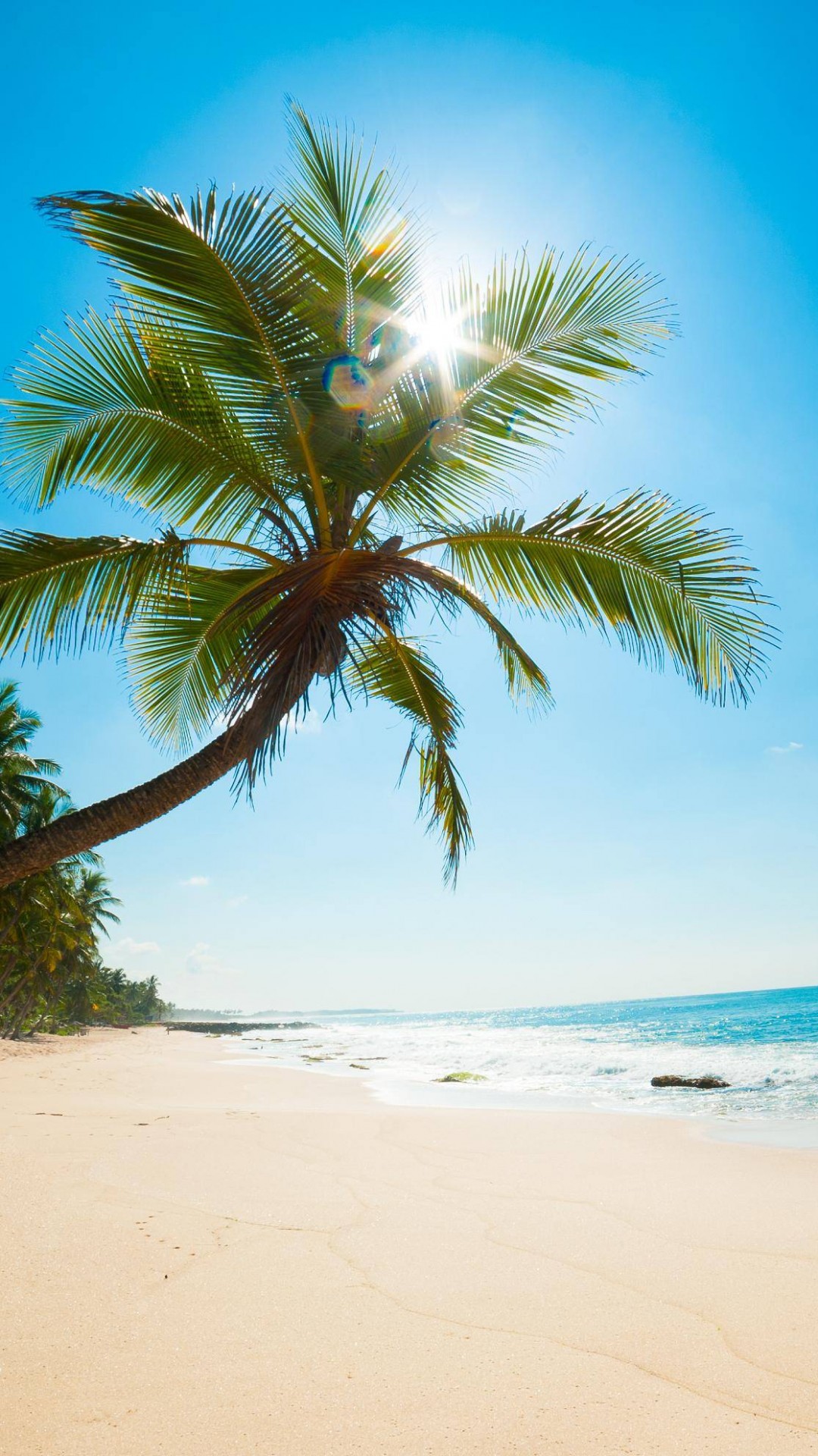 Beautiful Sunny Beach HD Wallpaper For Galaxy S5