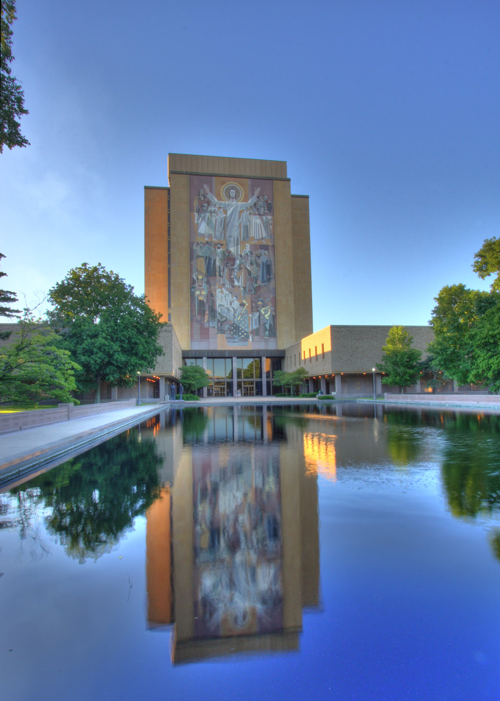 Hesburgh Library By Enriquepacis