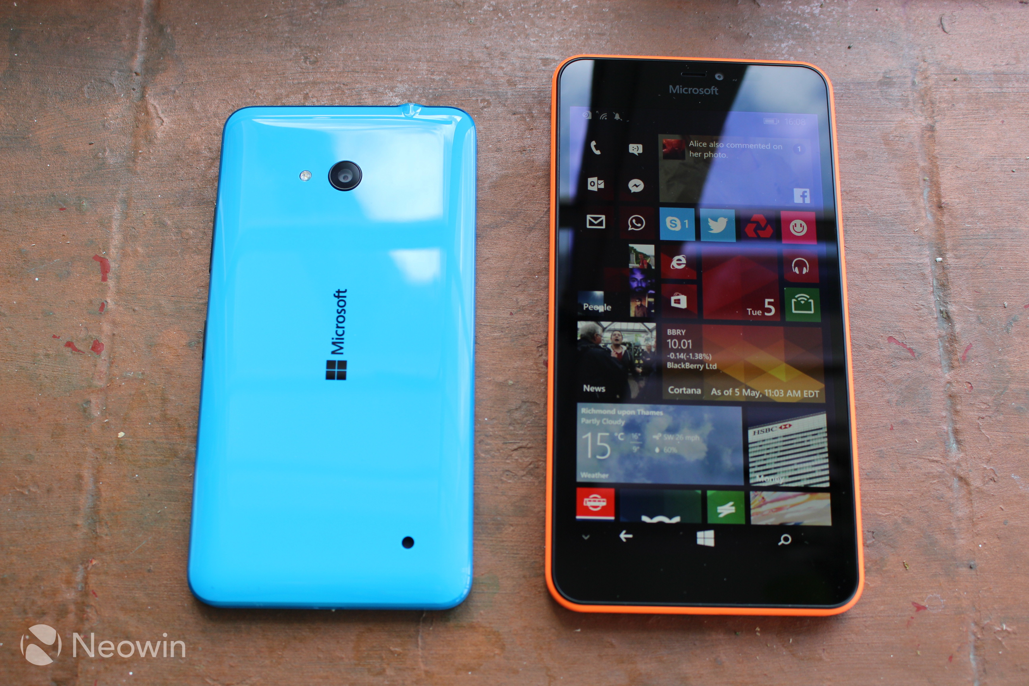 Microsoft Lumia Xl Re Windows Phone Goes Extra Large