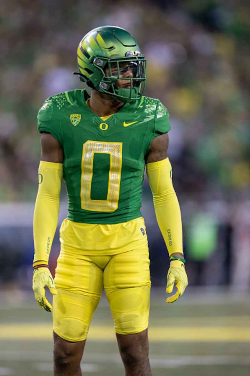 Christian Gonzalez Cb Oregon Wallpaper