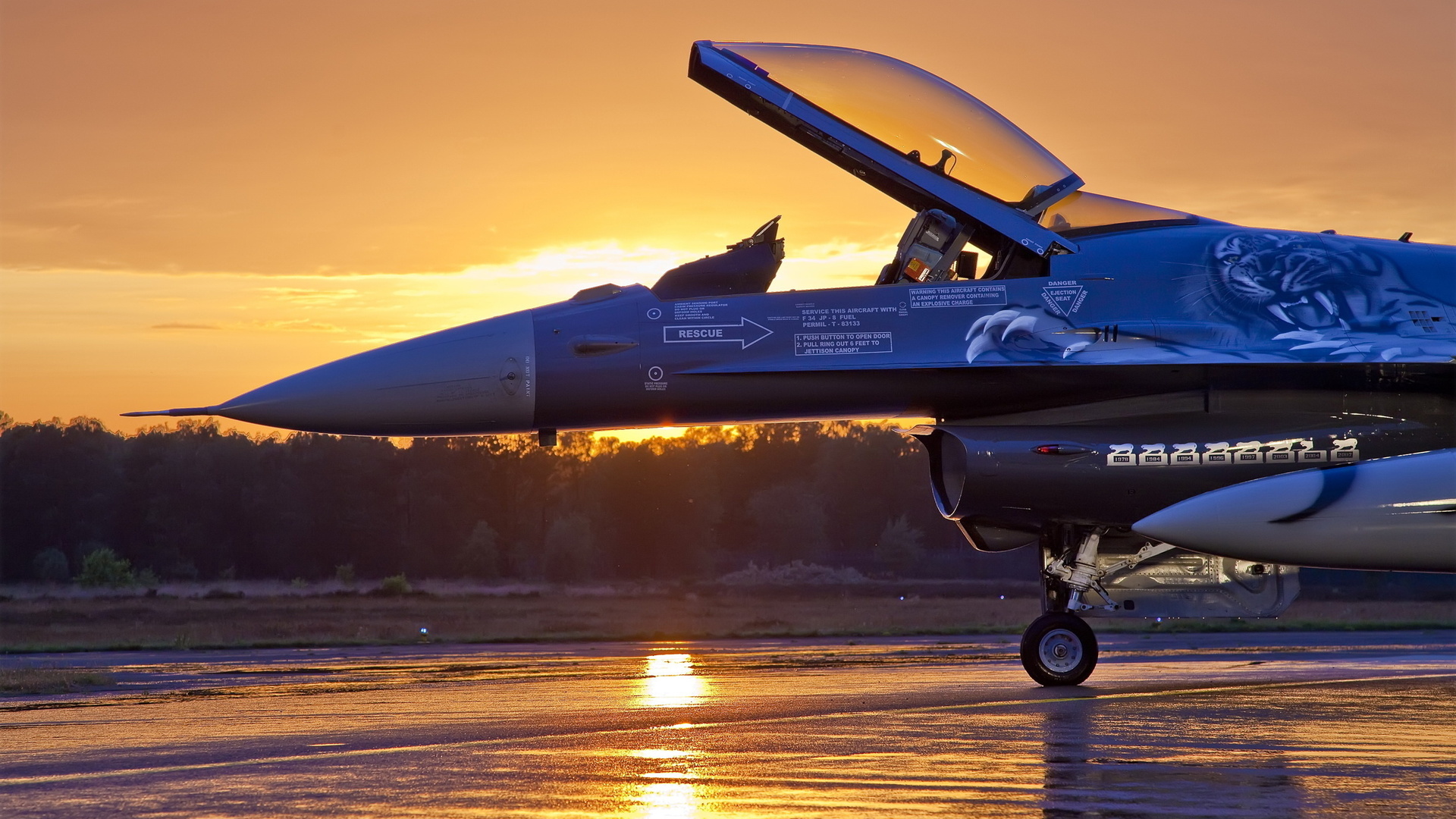 Wallpaper HD Aircraft General Dynamics F Fighting Falcon